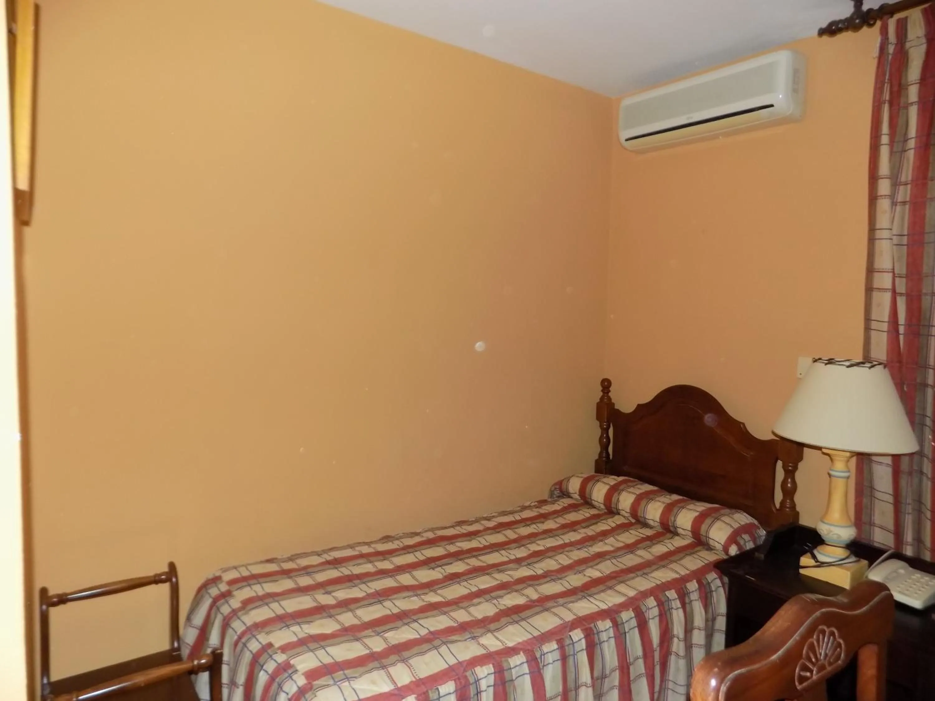 Bed in Hotel La Barca