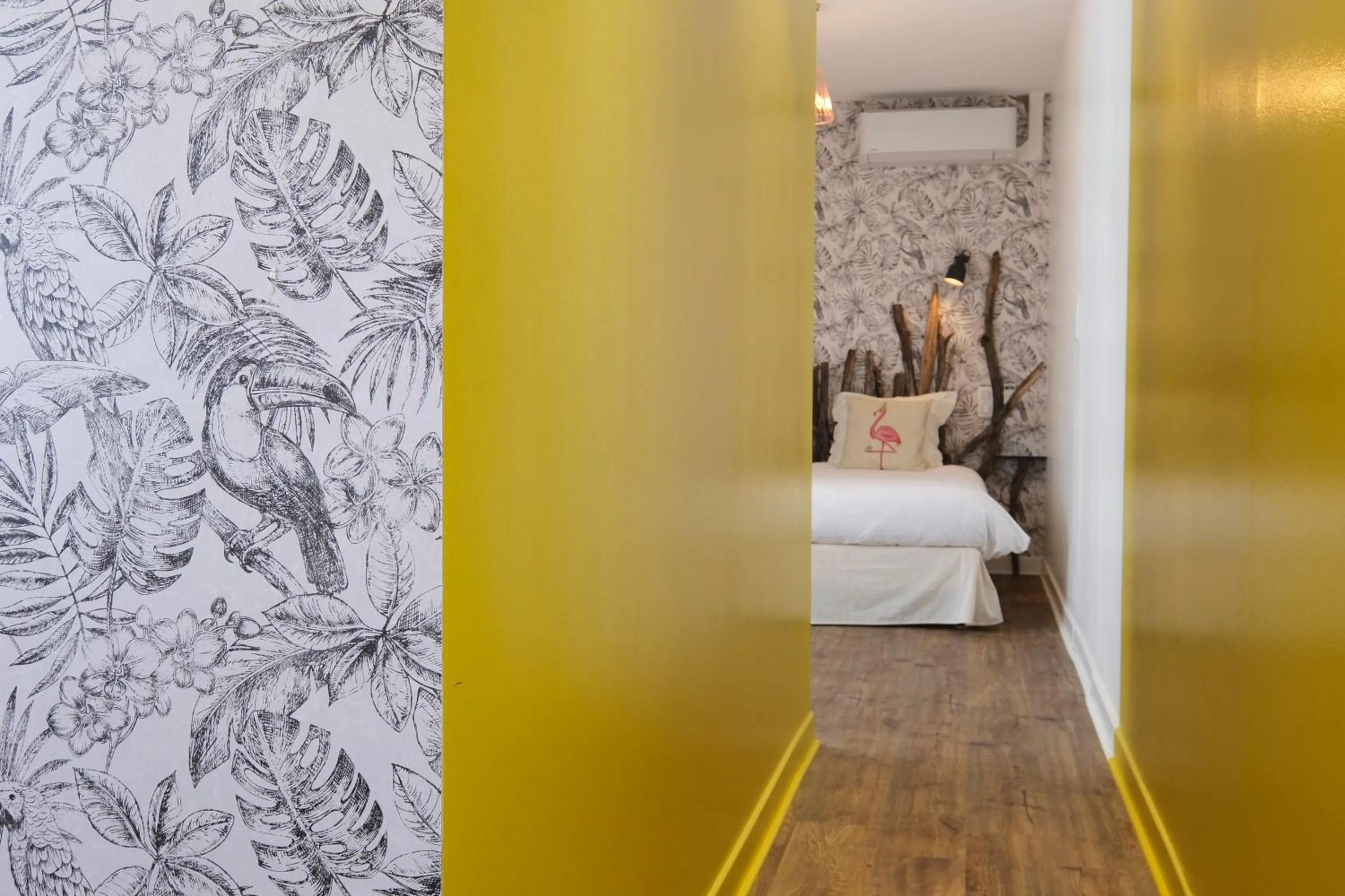 Breakfast, Bed in Logis Hotel Le Relais du Teulet