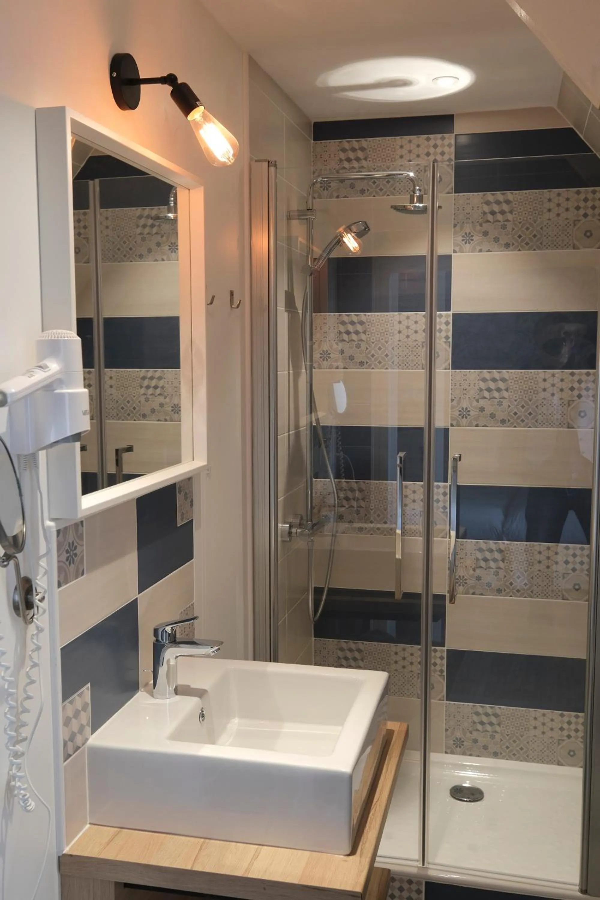 Breakfast in Logis Hotel Le Relais du Teulet