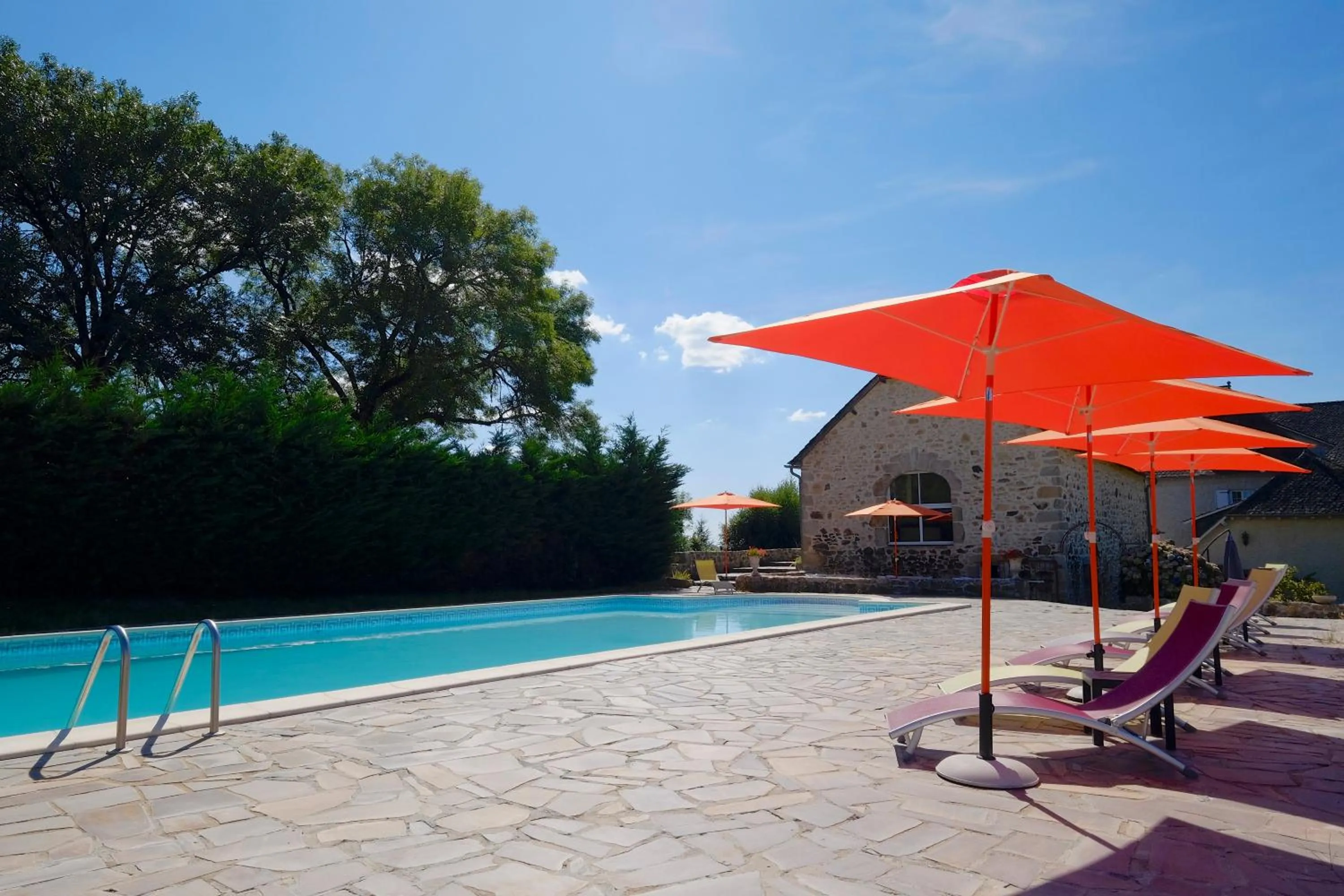 Swimming pool in Logis Hotel Le Relais du Teulet