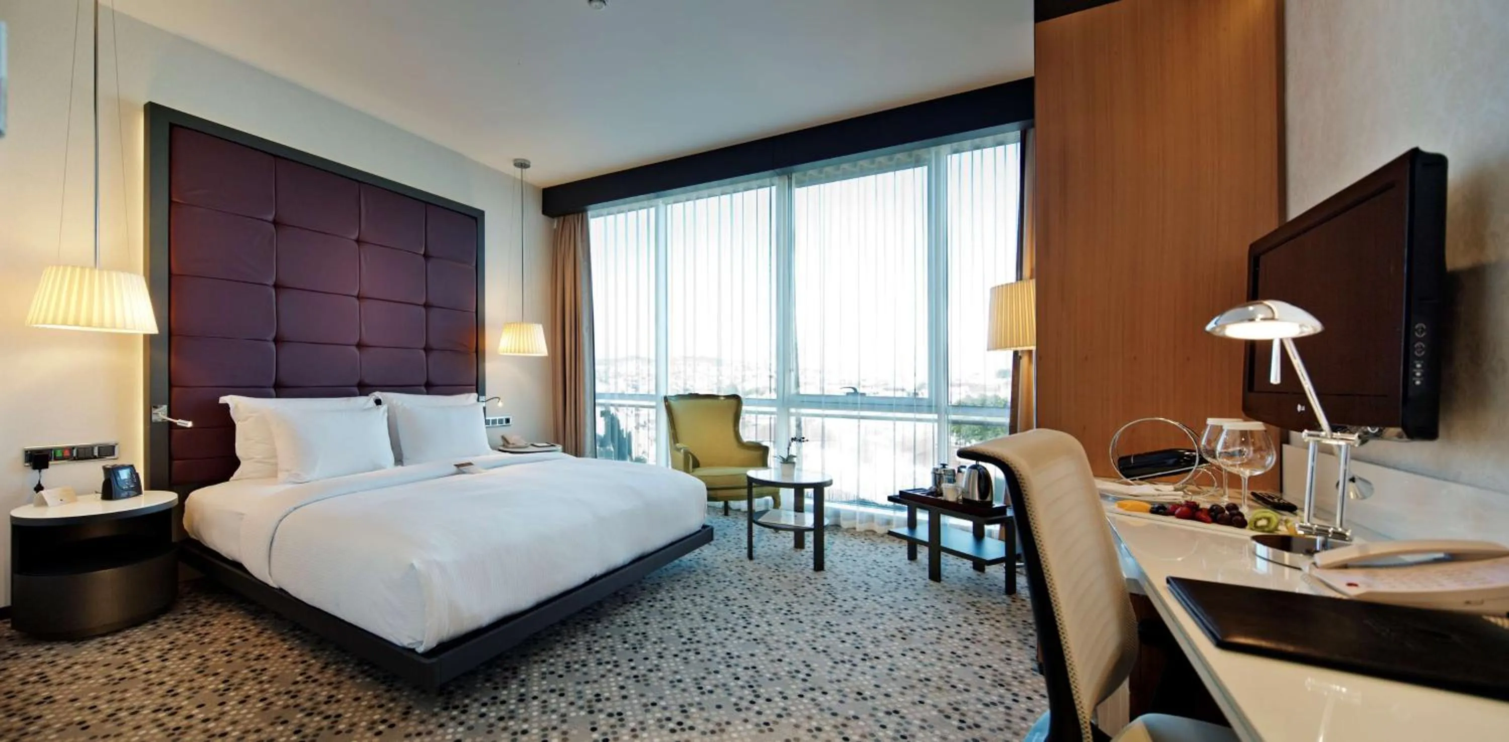 Bed in DoubleTree By Hilton Istanbul - Moda