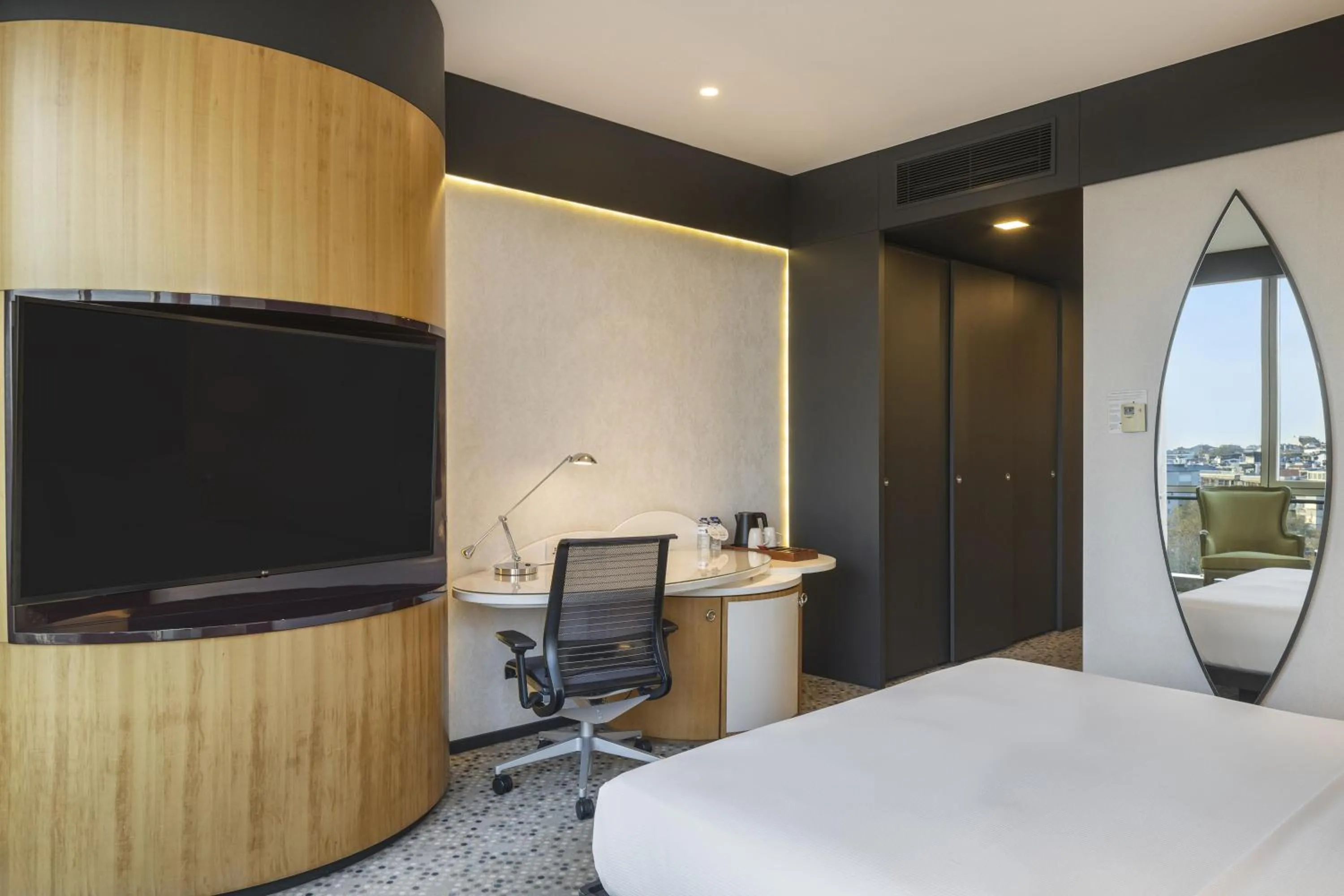 Bed in DoubleTree By Hilton Istanbul - Moda