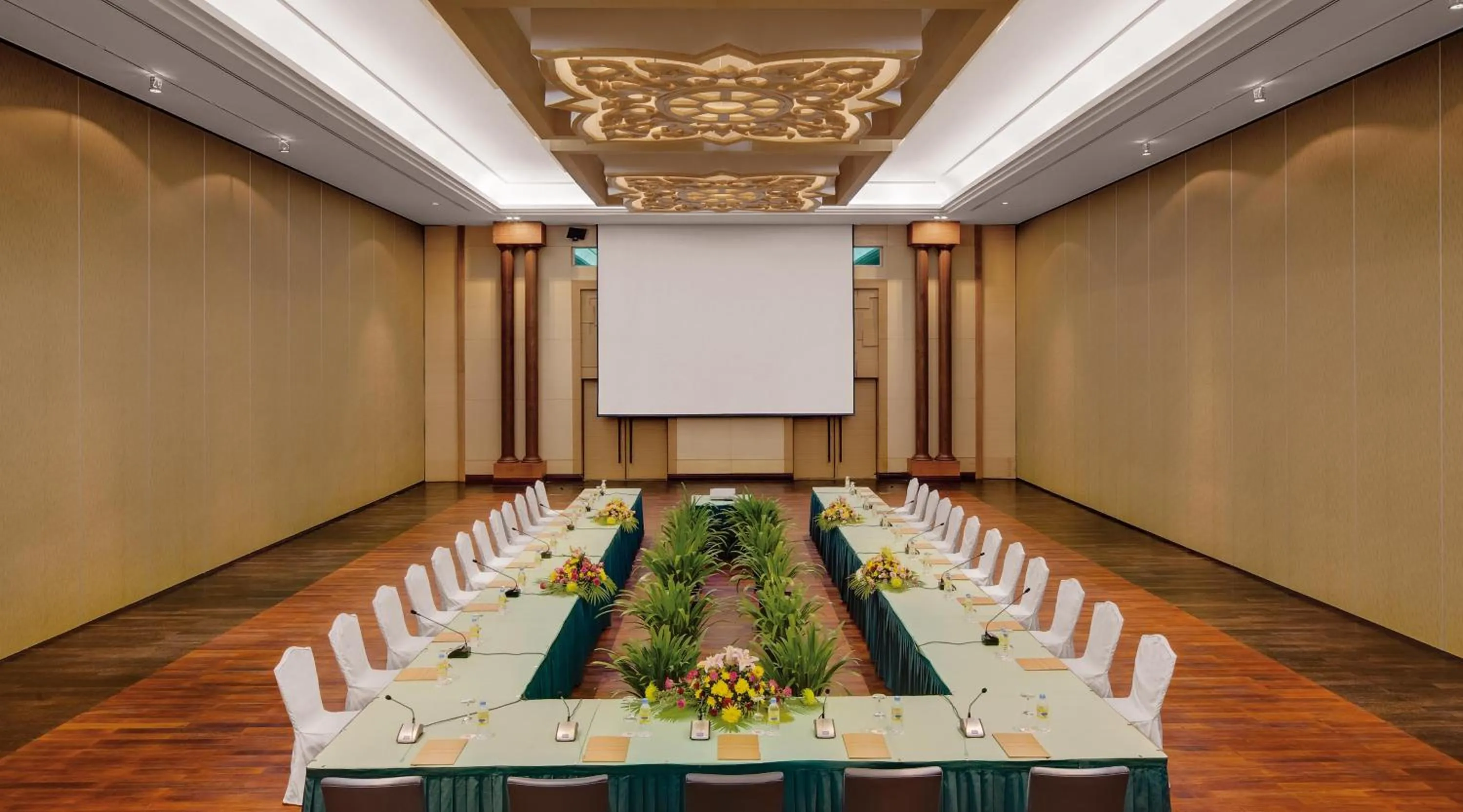 Business facilities in Sokha Beach Resort