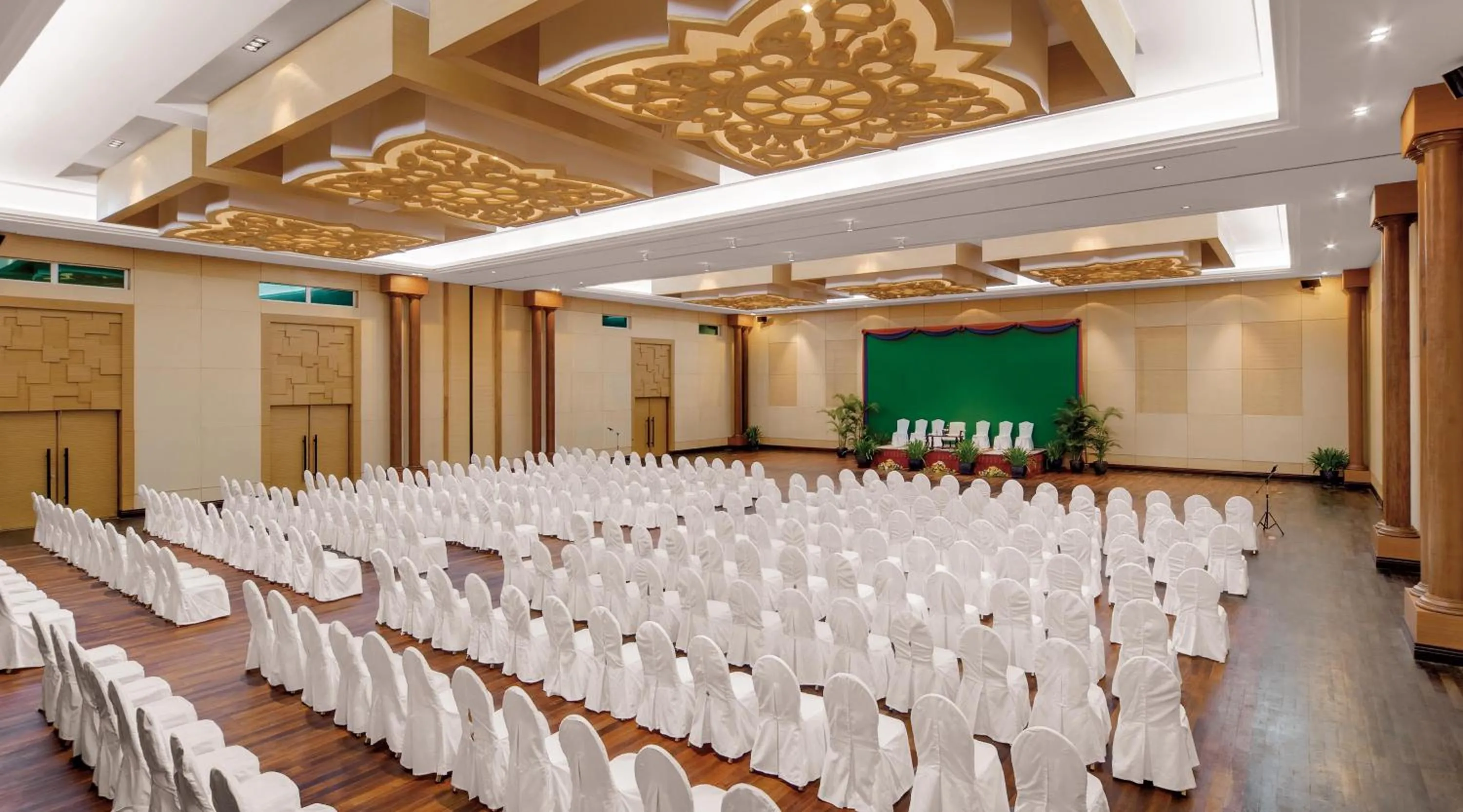 Business facilities in Sokha Beach Resort