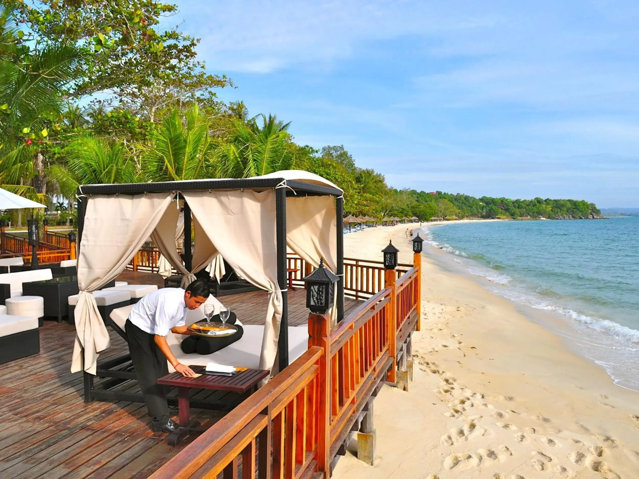 Restaurant/places to eat in Sokha Beach Resort Restaurant/places to eat in Sokha Beach Resort