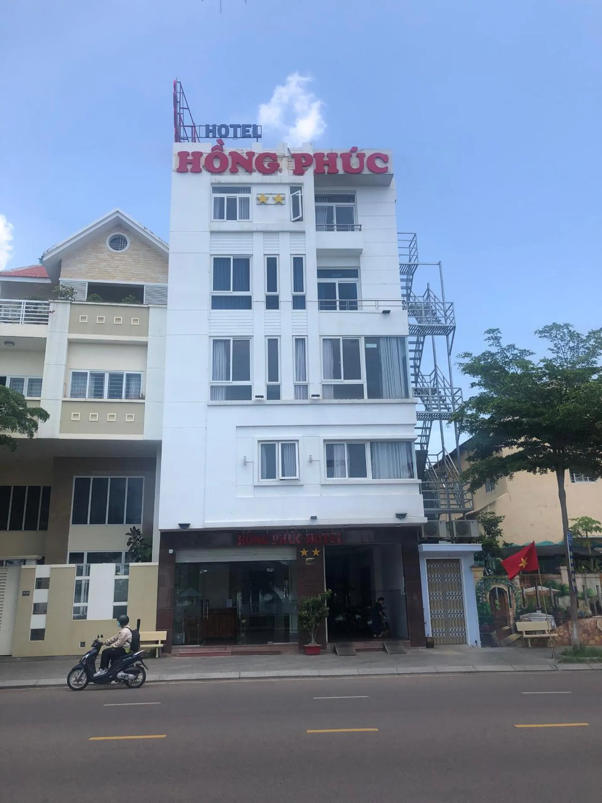 Property building in Hong Phuc Hotel