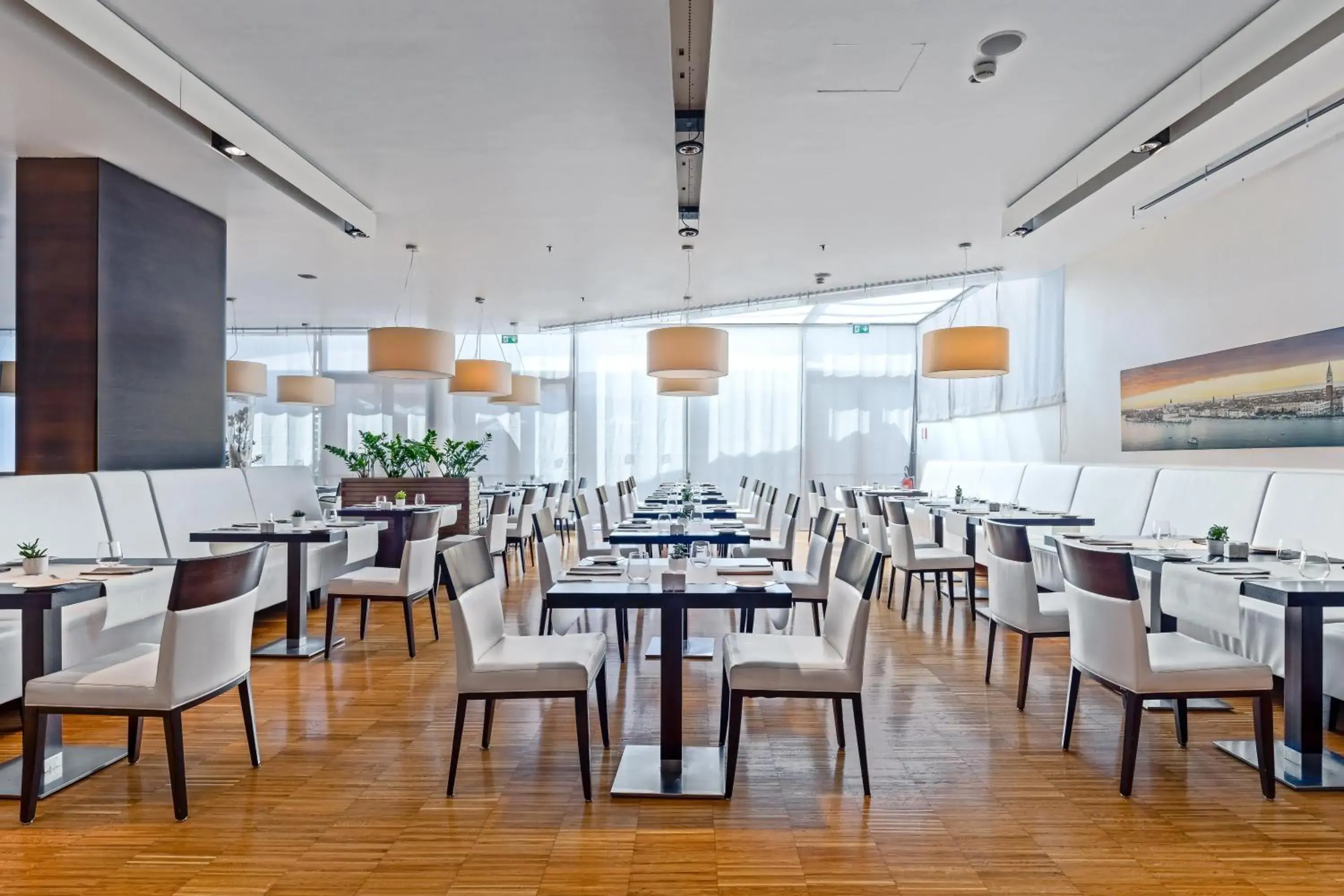 Restaurant/places to eat in Hilton Garden Inn Venice Mestre Restaurant/places to eat in Hilton Garden Inn Venice Mestre