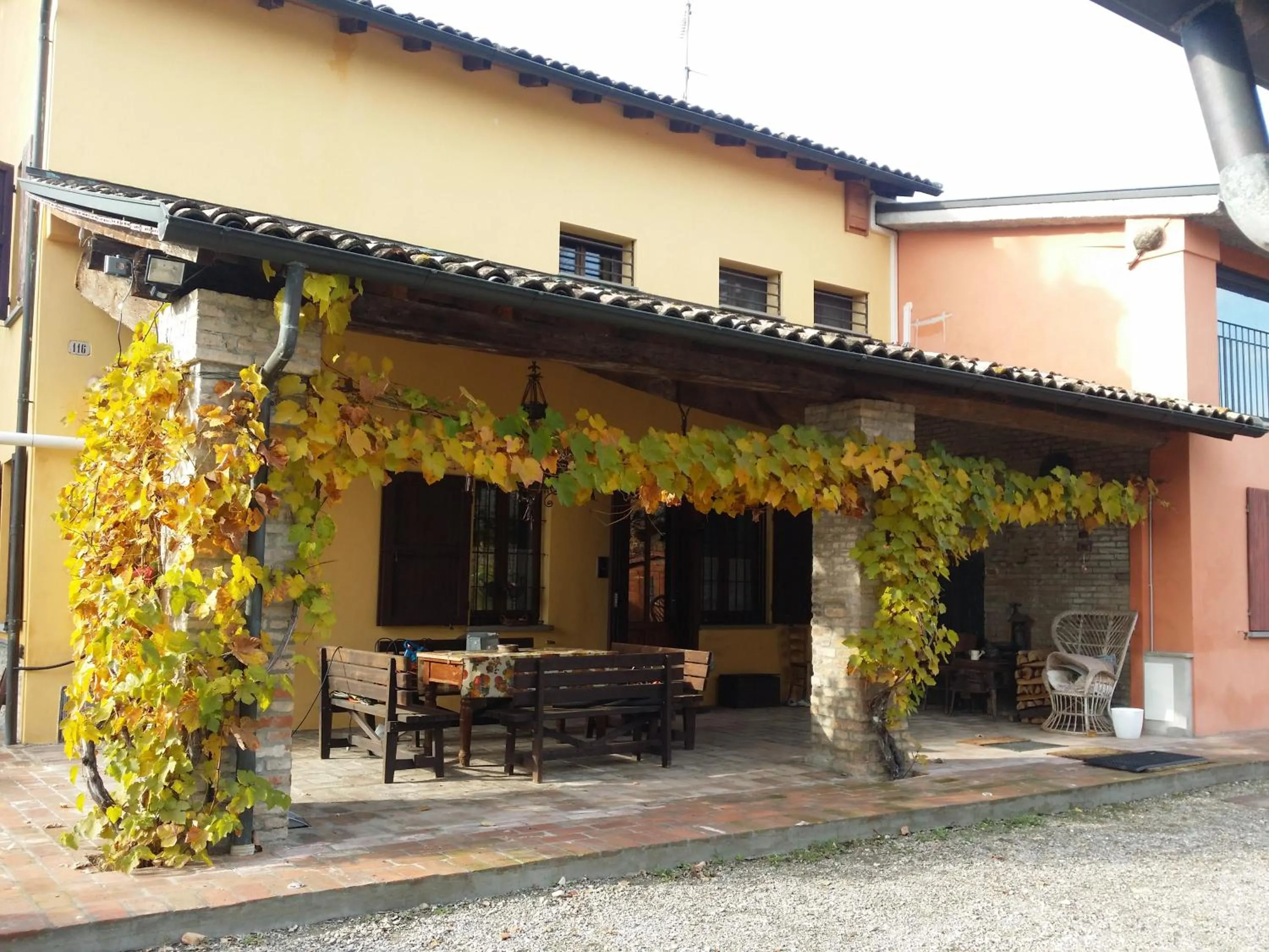 Property building in R&B Albero Cavo Parma