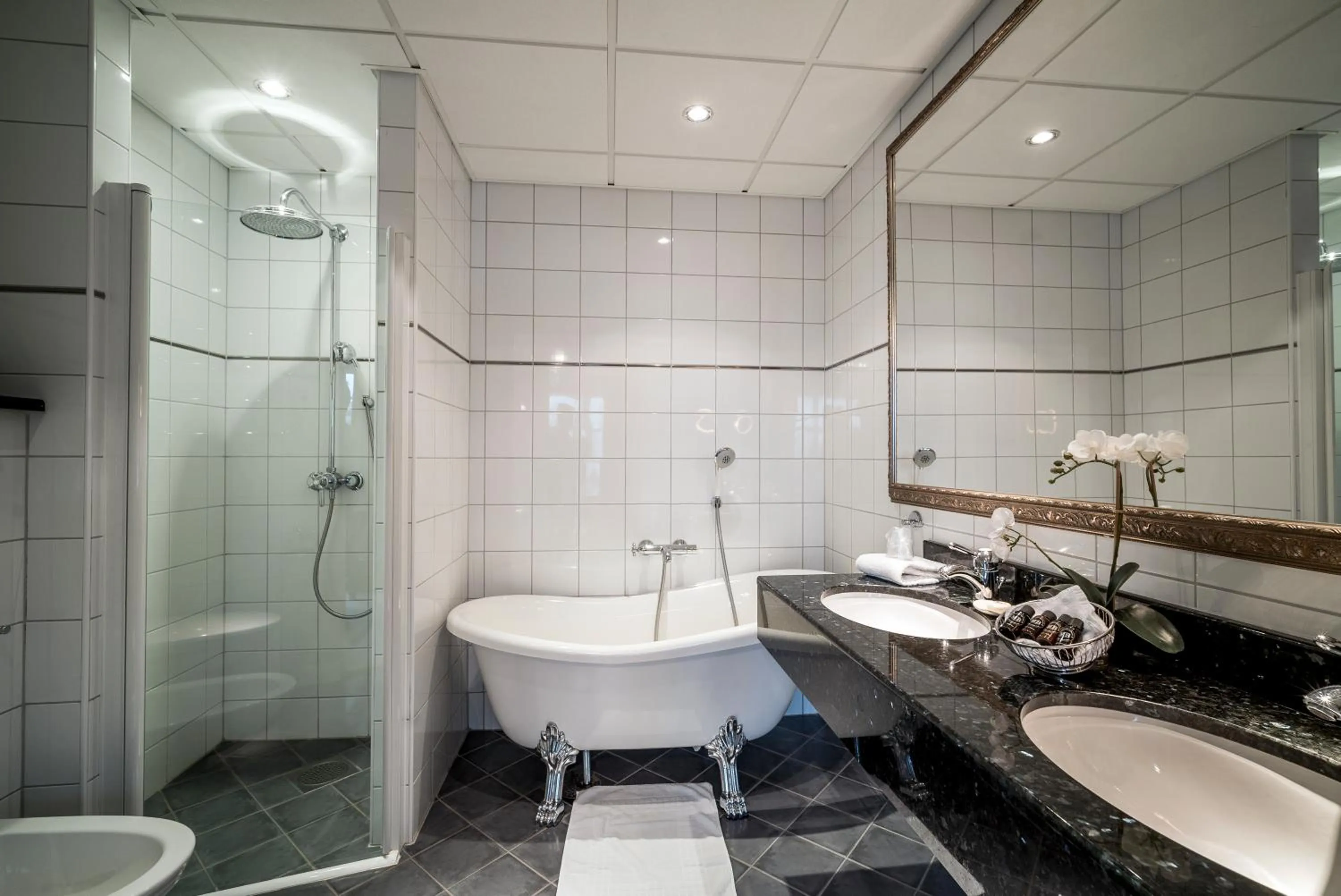 Bathroom in Angvik Gamle Handelssted - by Classic Norway Hotels