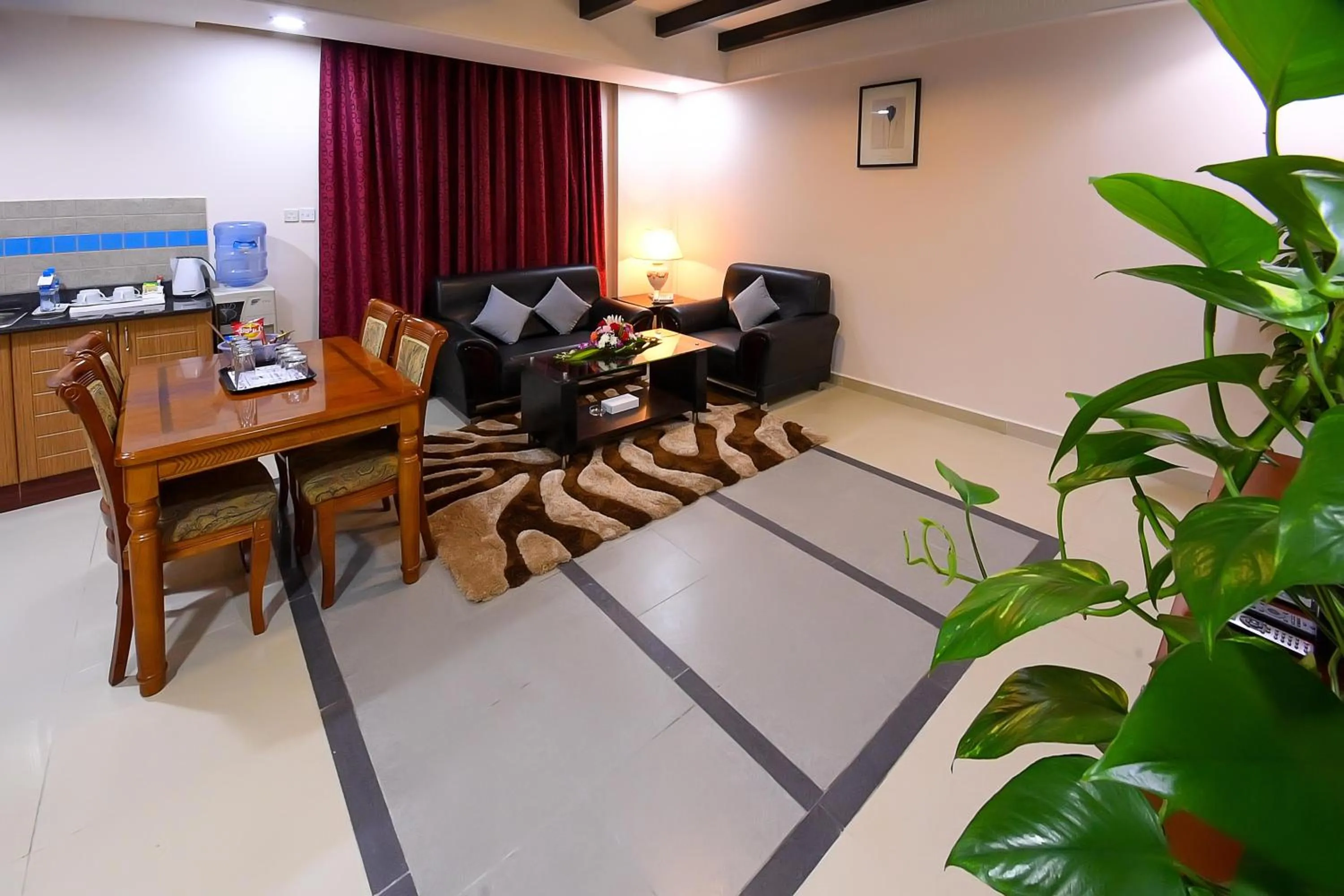 Sea Diamond Plaza Apartments