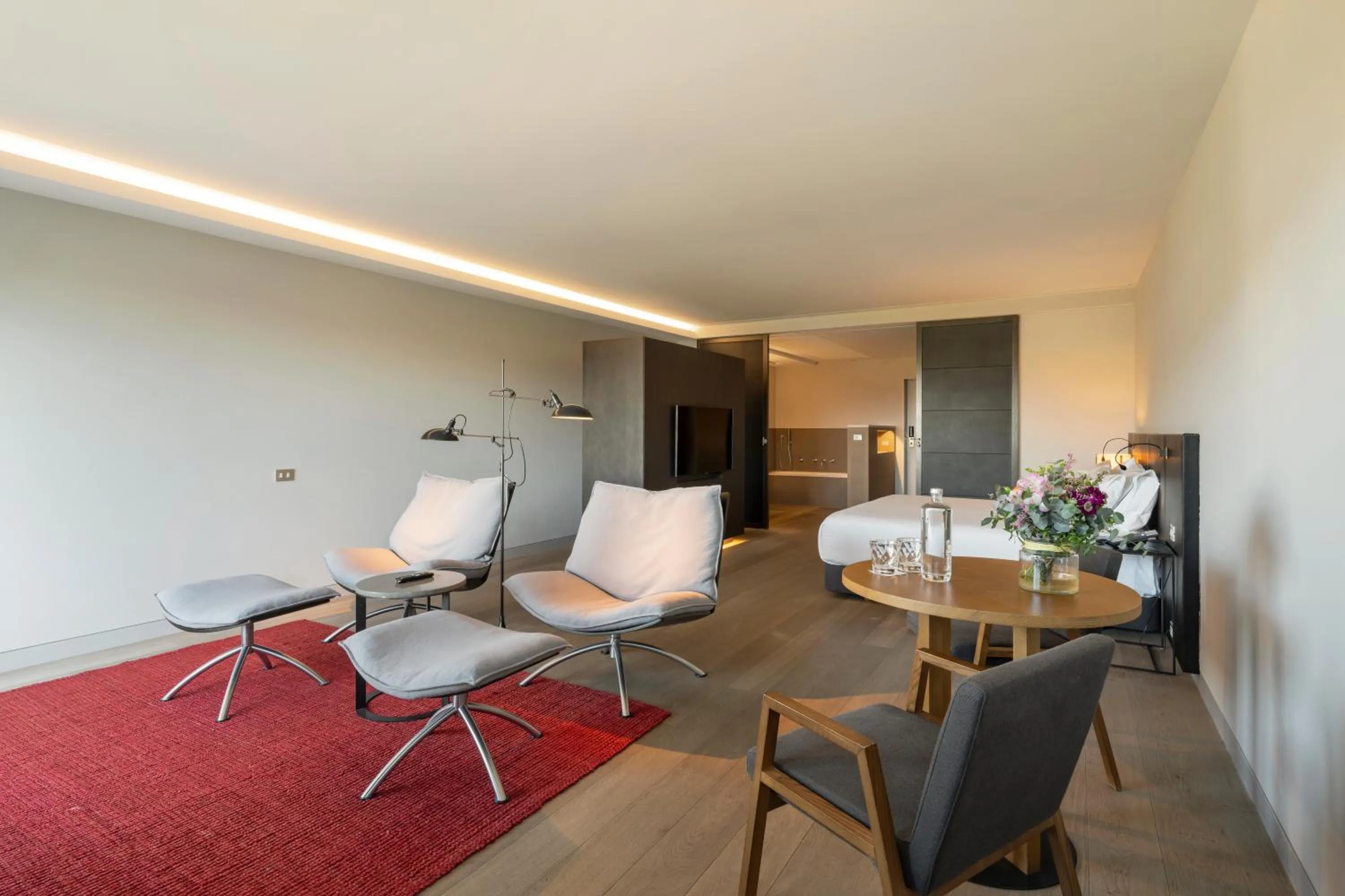 Photo of the whole room in Eurostars Pamplona