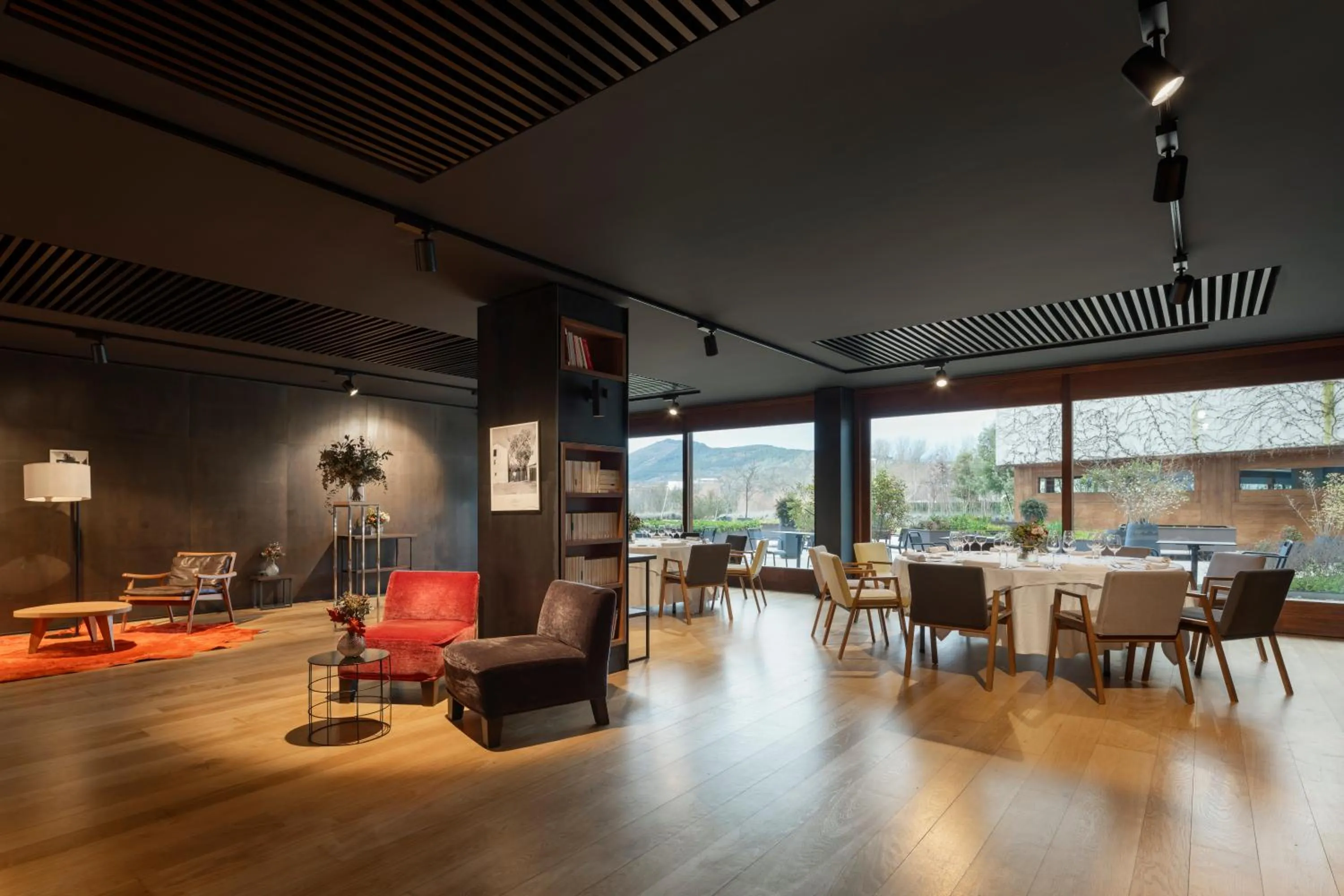 Dining area in Eurostars Pamplona