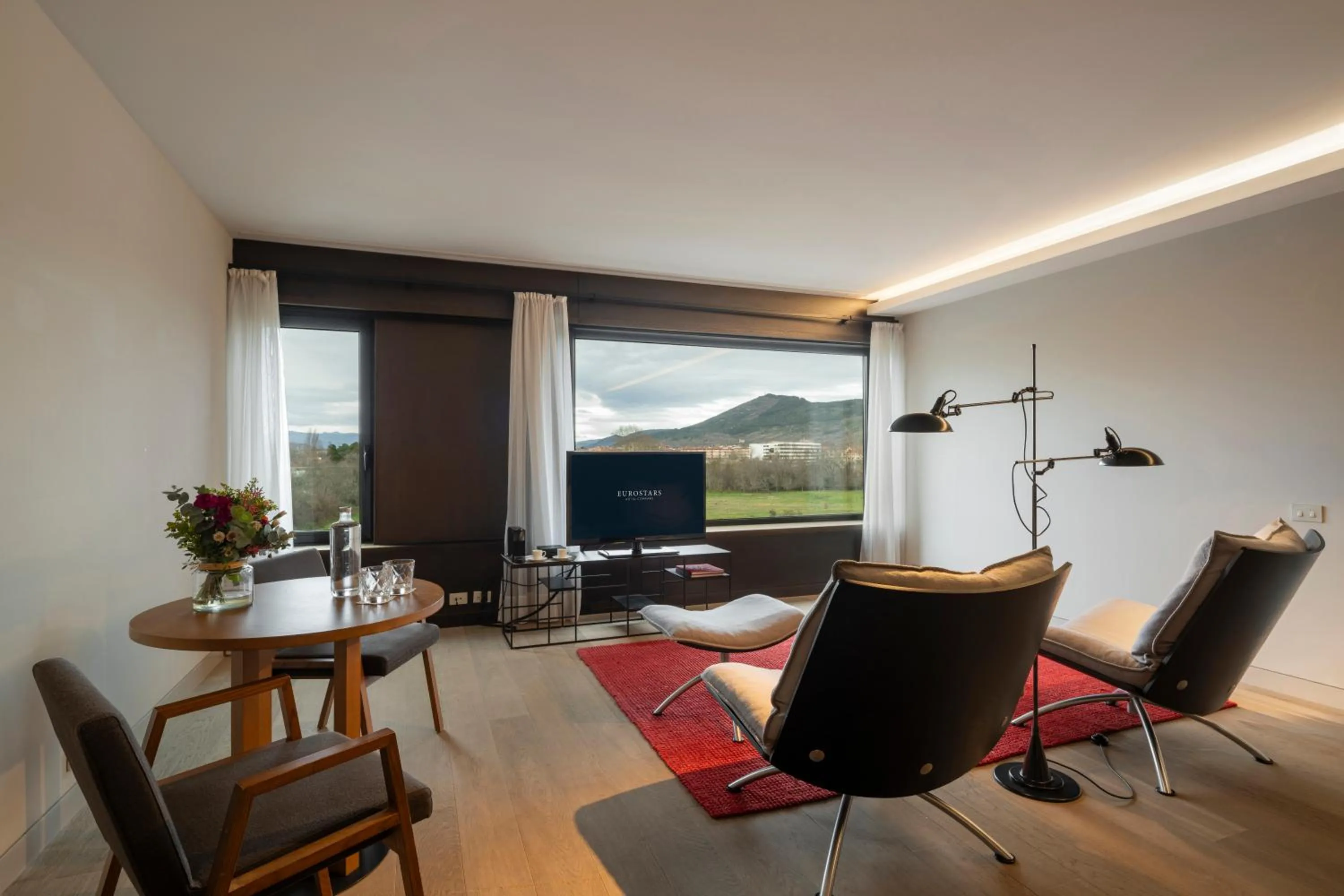 Photo of the whole room in Eurostars Pamplona