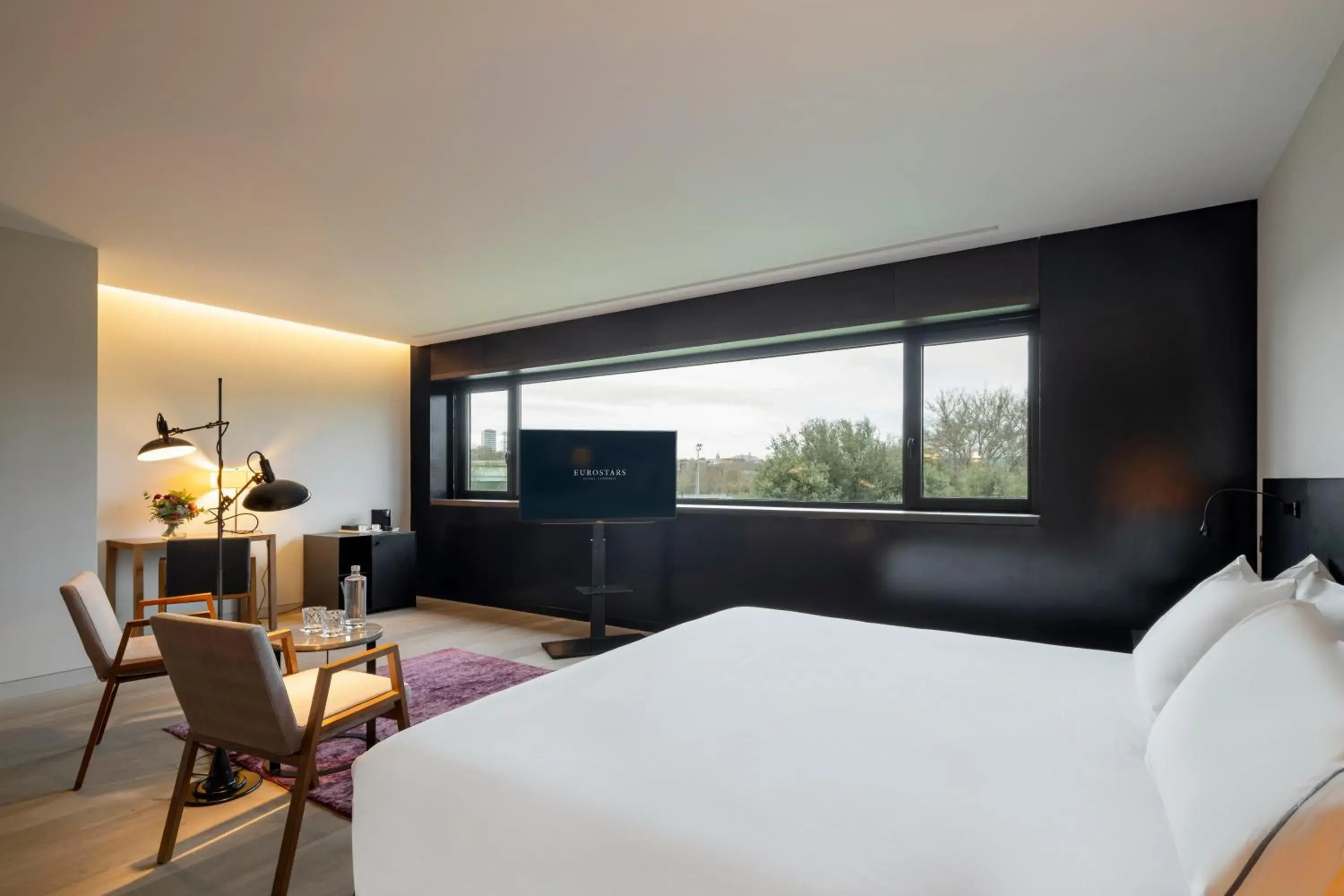 Bed in Eurostars Pamplona Bed in Eurostars Pamplona