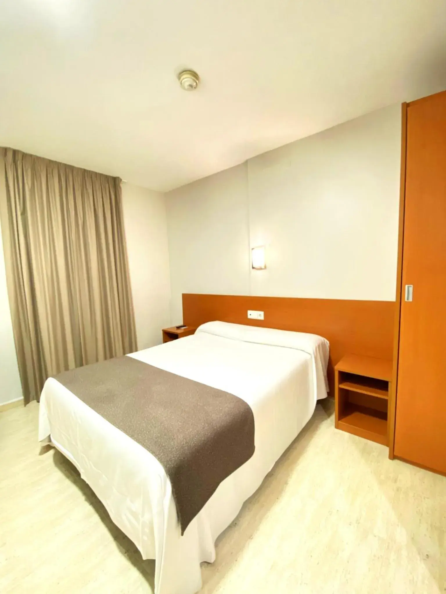 Double Room in Hotelet elRetiro Double Room in Hotelet elRetiro