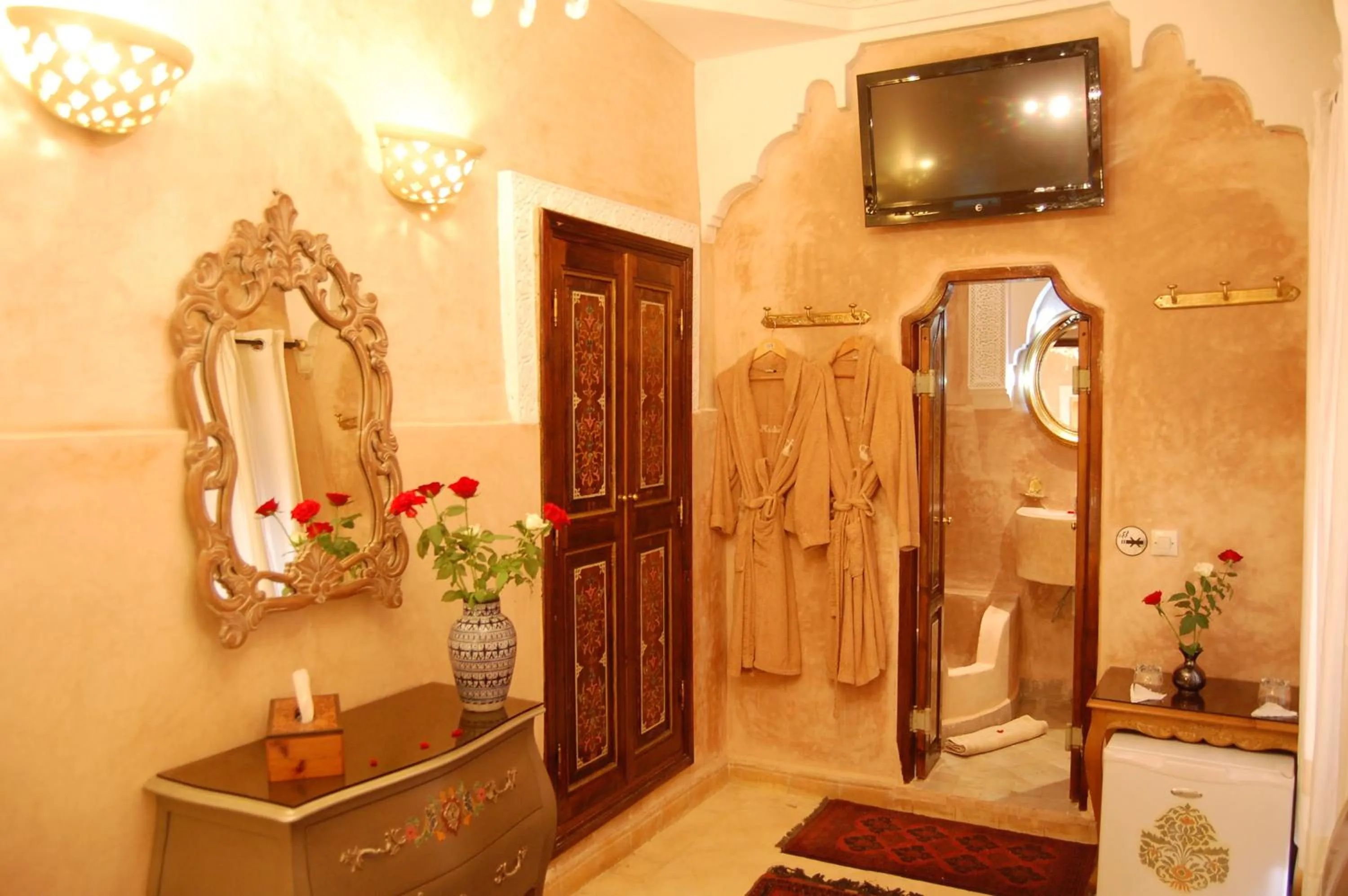 TV and multimedia in Riad Palais Des Princesses & Spa