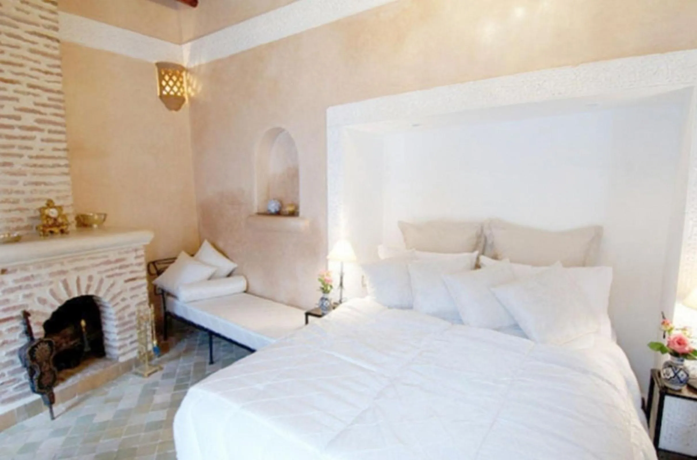 Photo of the whole room, Bed in Riad Palais Des Princesses & Spa