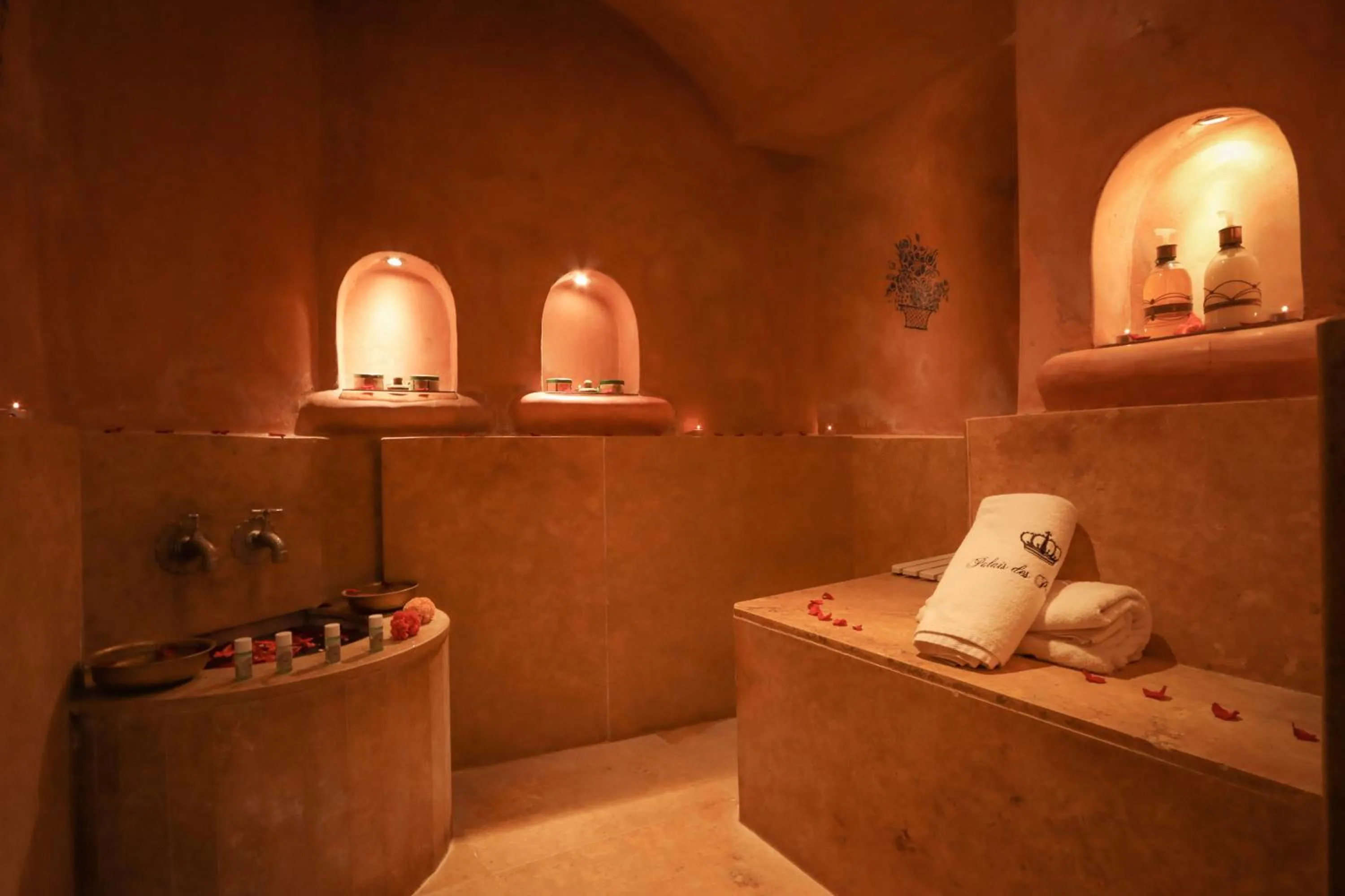 Massage in Riad Palais Des Princesses & Spa