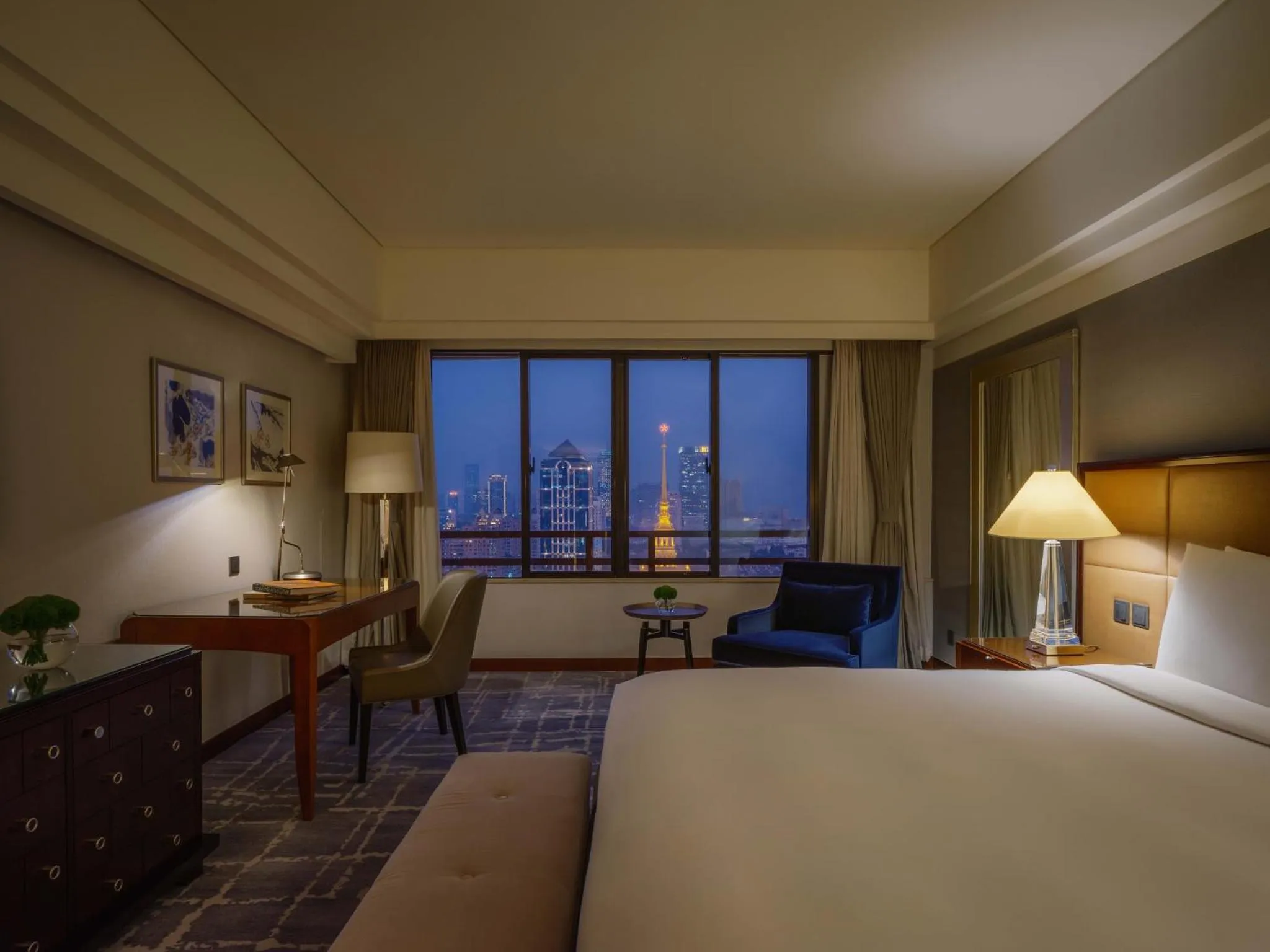Bed in The Portman Ritz-Carlton Shanghai - Prime Shanghai hub for elite travelers