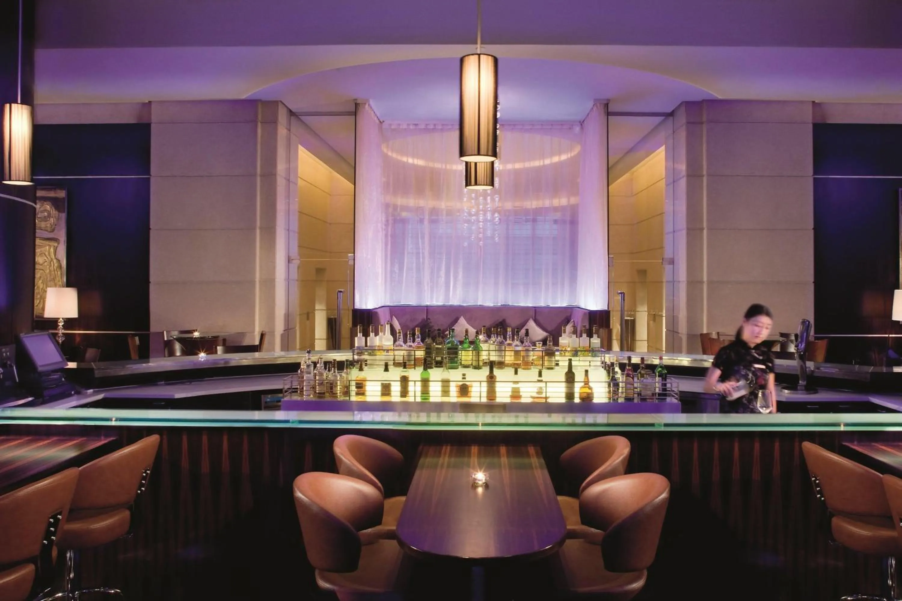 Lounge or bar in The Portman Ritz-Carlton Shanghai - Prime Shanghai hub for elite travelers
