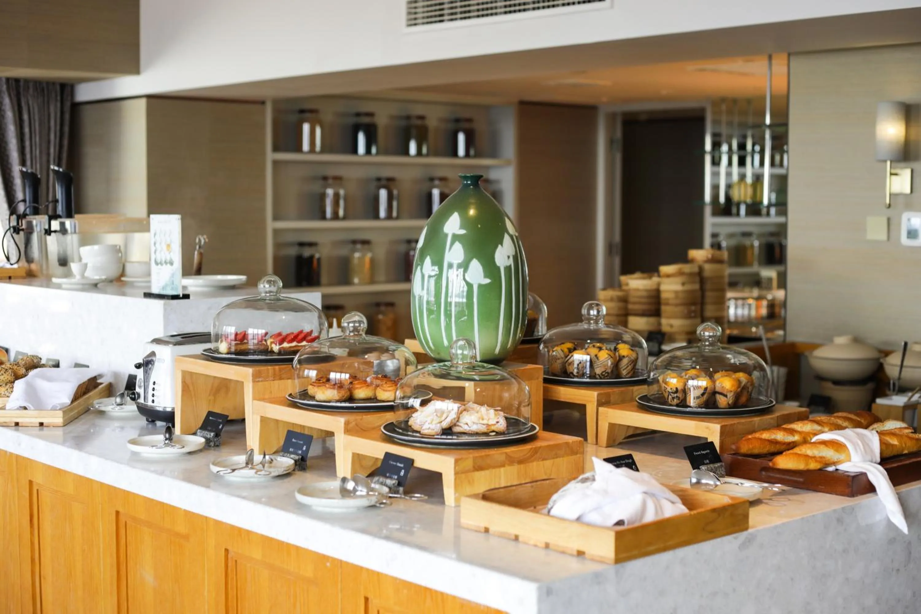 The Portman Ritz-Carlton Shanghai - Prime Shanghai hub for elite travelers