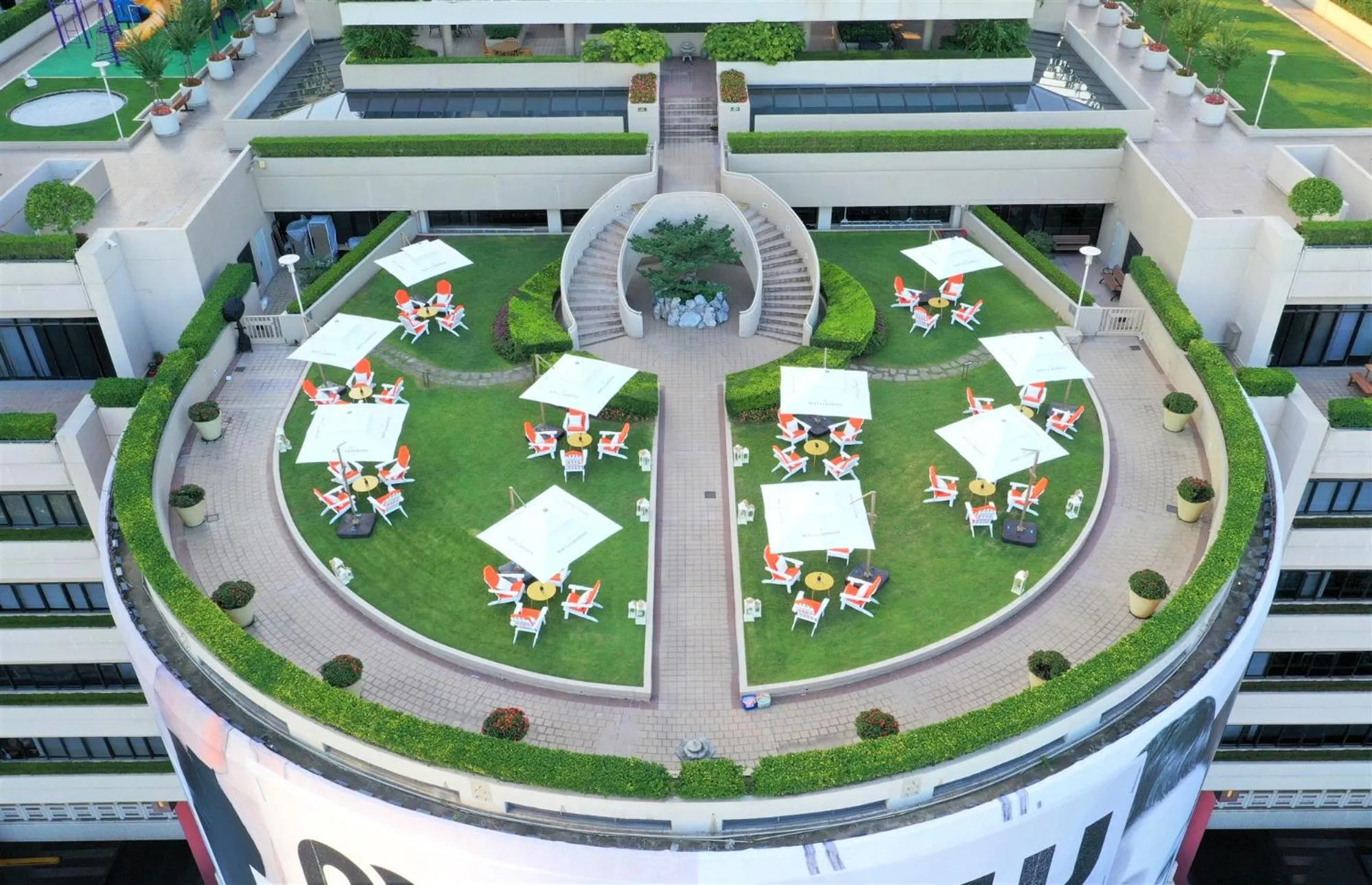 The Portman Ritz-Carlton Shanghai - Prime Shanghai hub for elite travelers