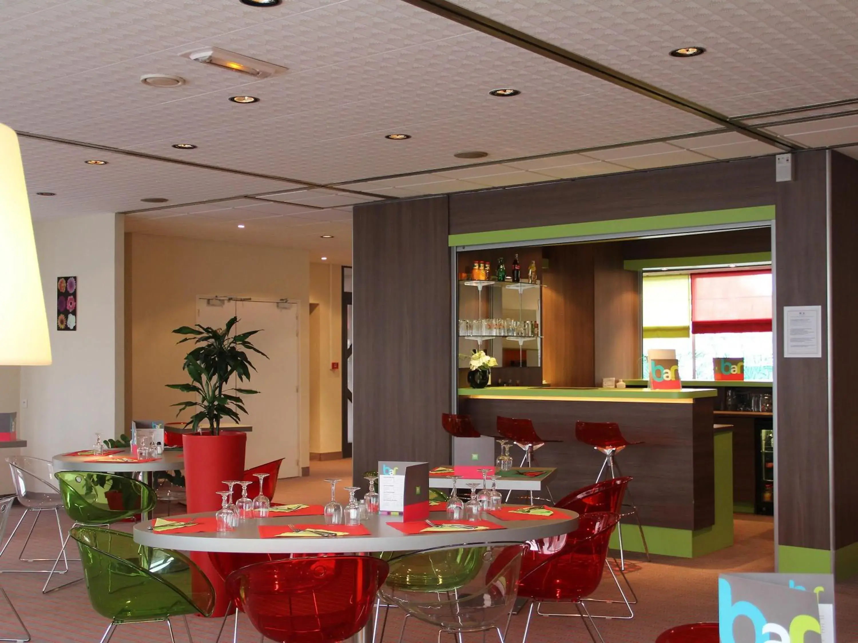Restaurant/places to eat in ibis Styles Saint Dizier Restaurant/places to eat in ibis Styles Saint Dizier
