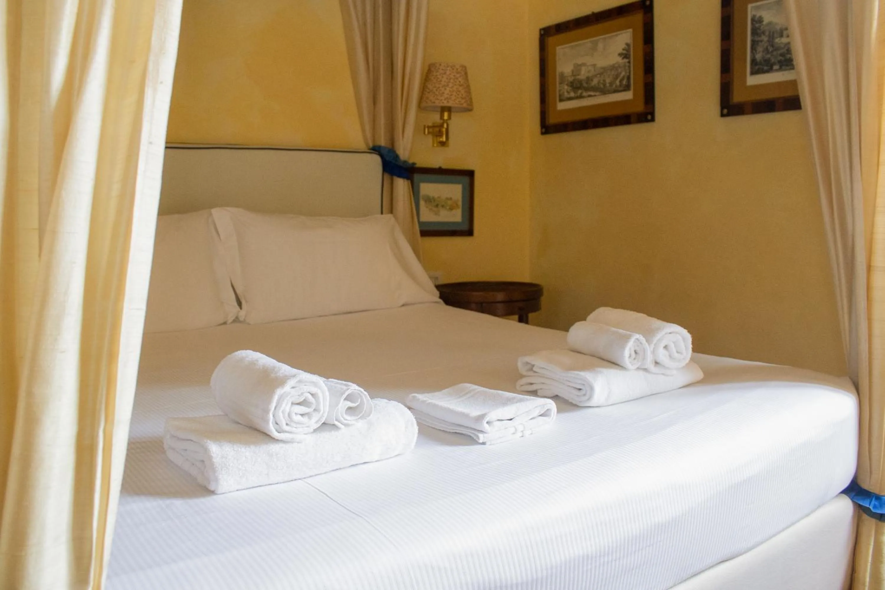 Bed in Antica Dimora Johlea