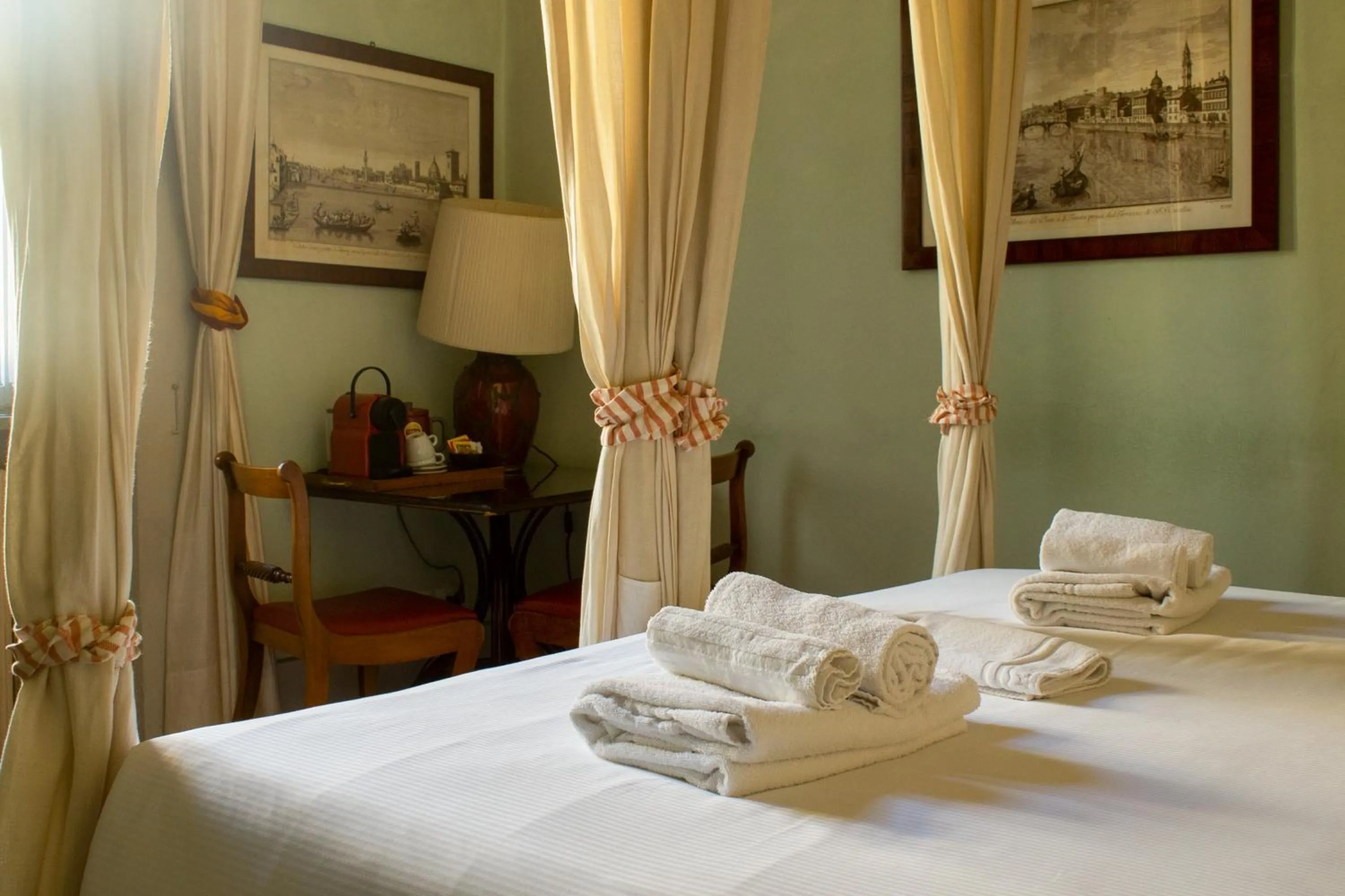 Bed in Antica Dimora Firenze