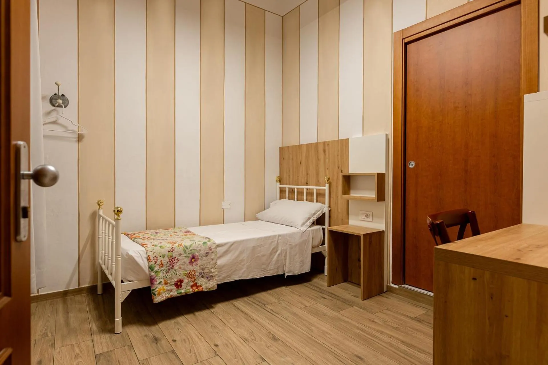 Photo of the whole room, Bed in Hostel Archi Rossi