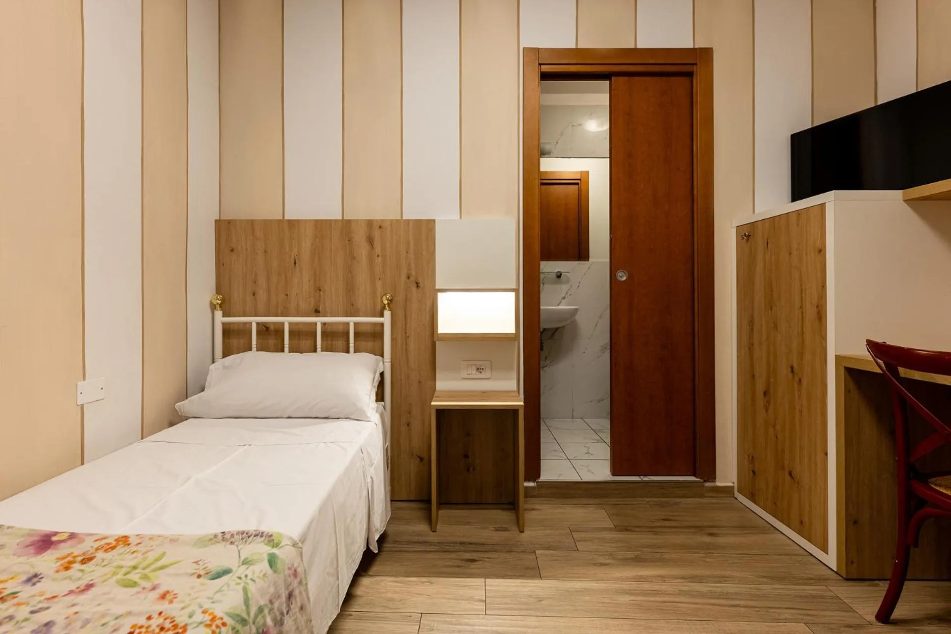 Photo of the whole room, Bed in Hostel Archi Rossi