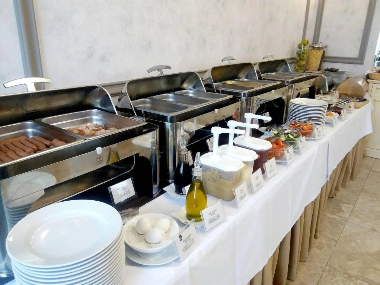 Breakfast in Optima Collection Chernihiv