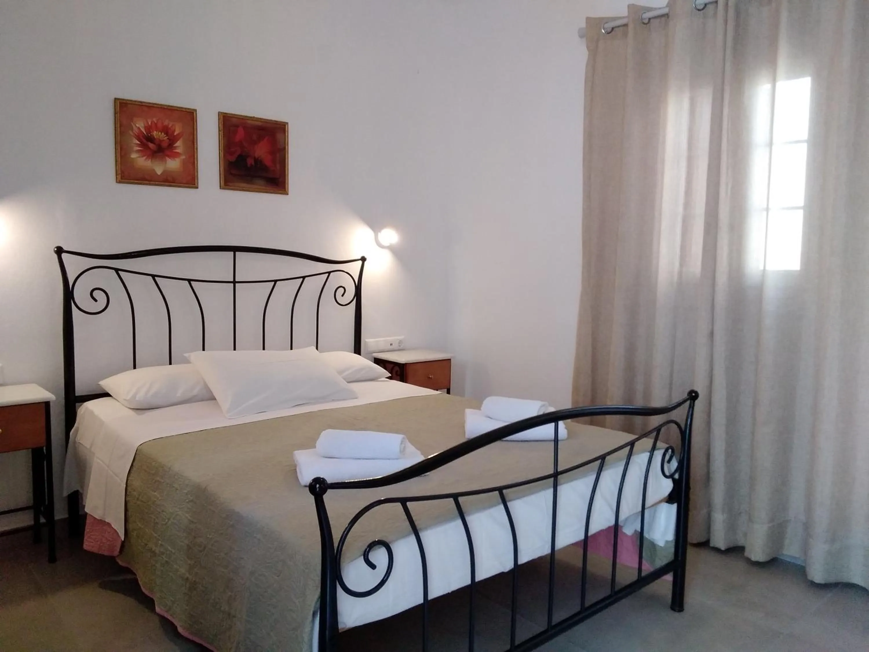 Bedroom in Asteri Hotel