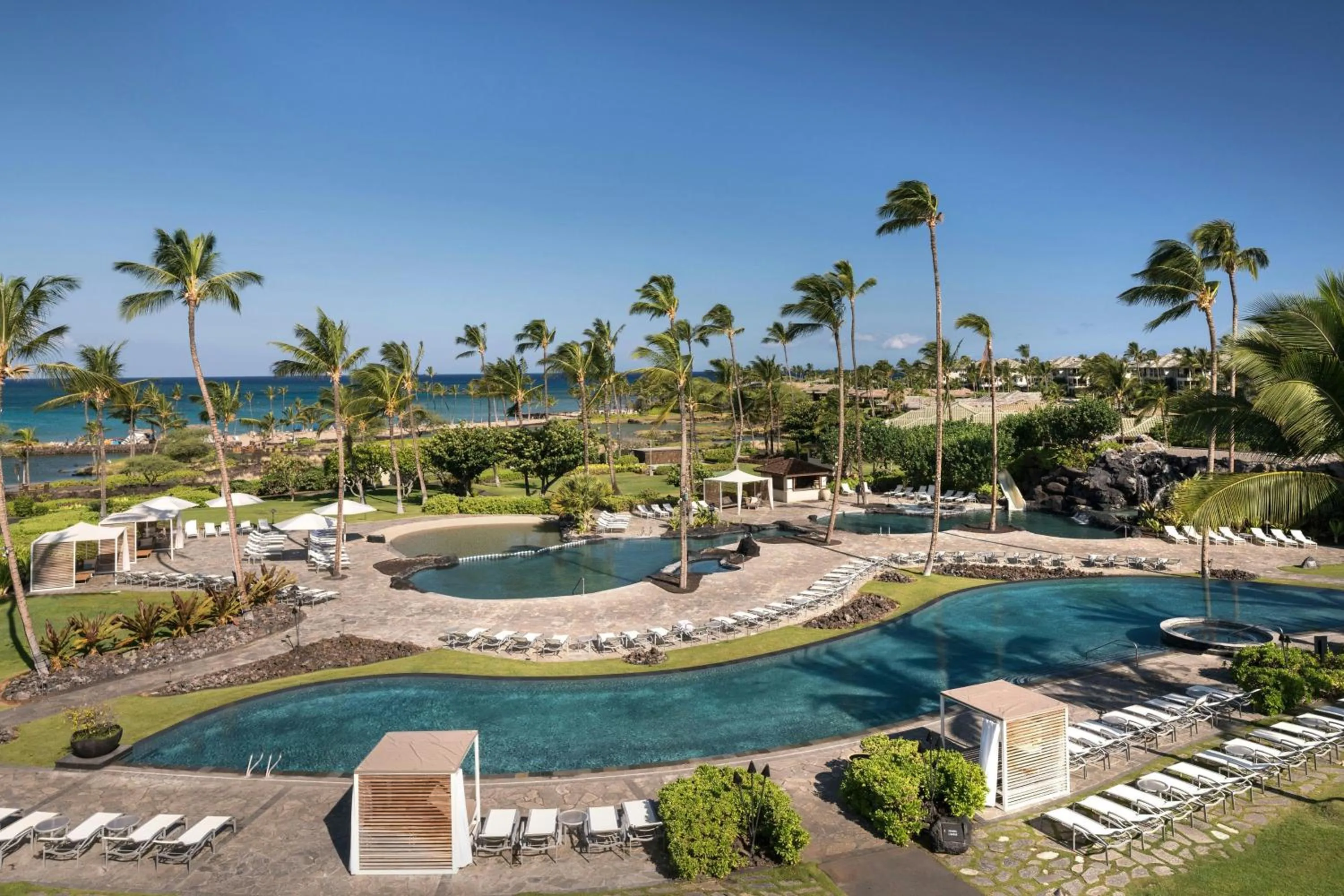 Swimming pool in Waikoloa Beach Marriott Resort & Spa