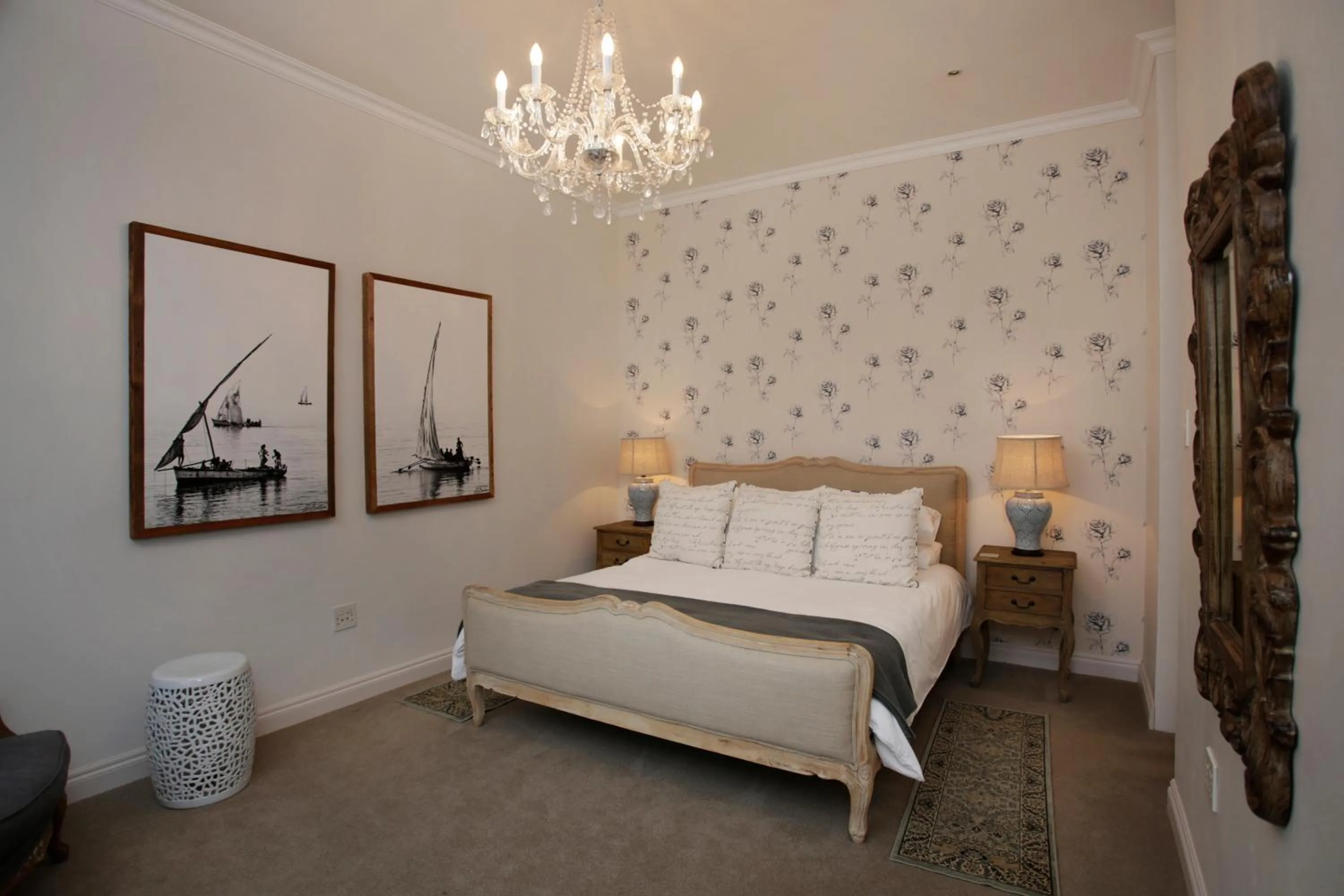 Bed in Ocean Hideaway Bed and Breakfast