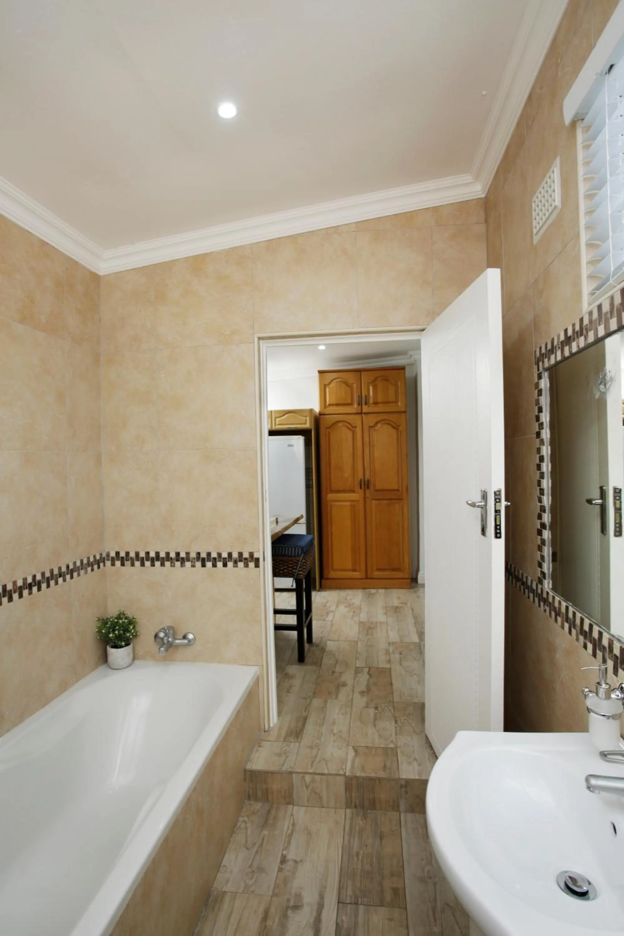 Ocean Hideaway Bed and Breakfast