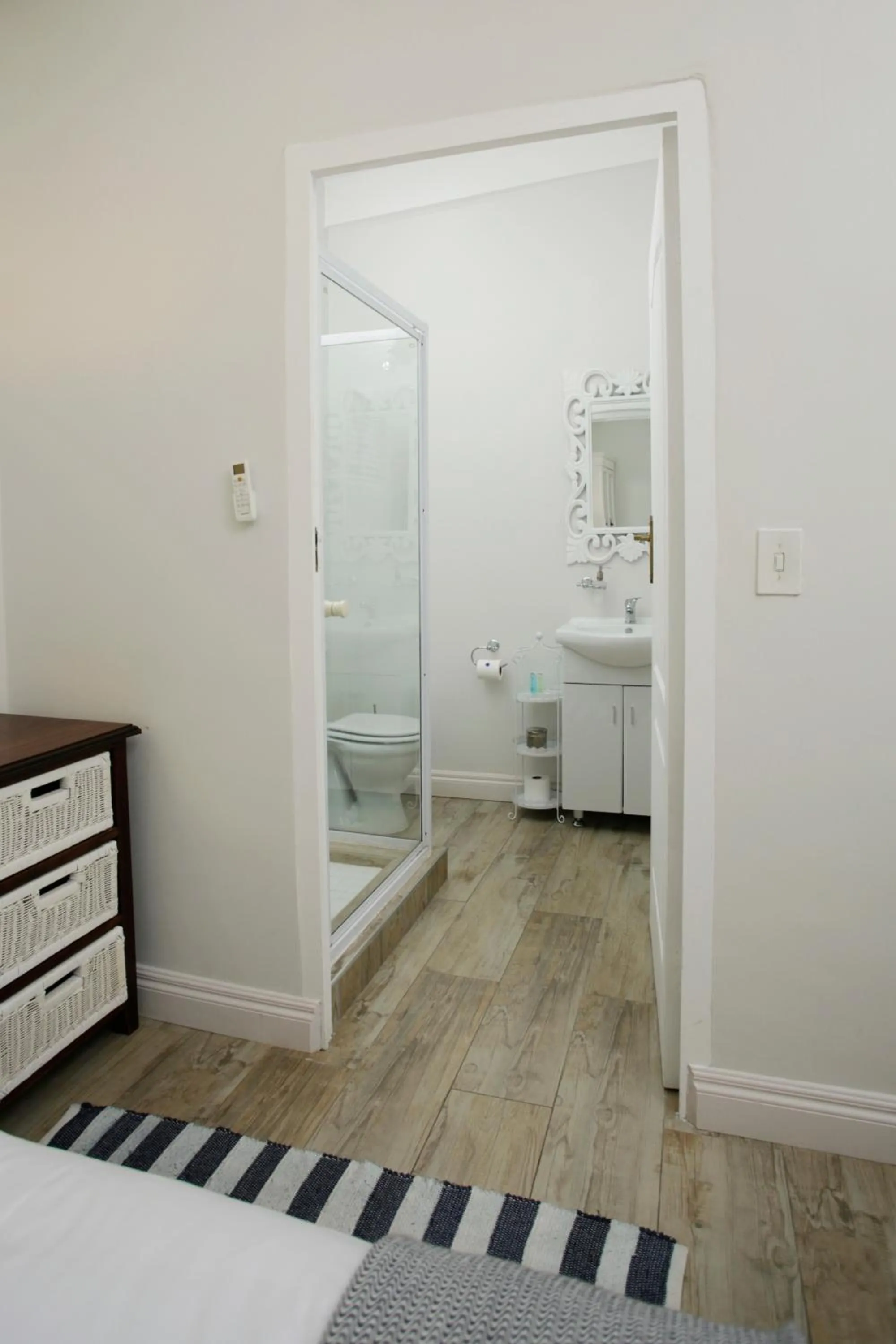 Bed in Ocean Hideaway Bed and Breakfast