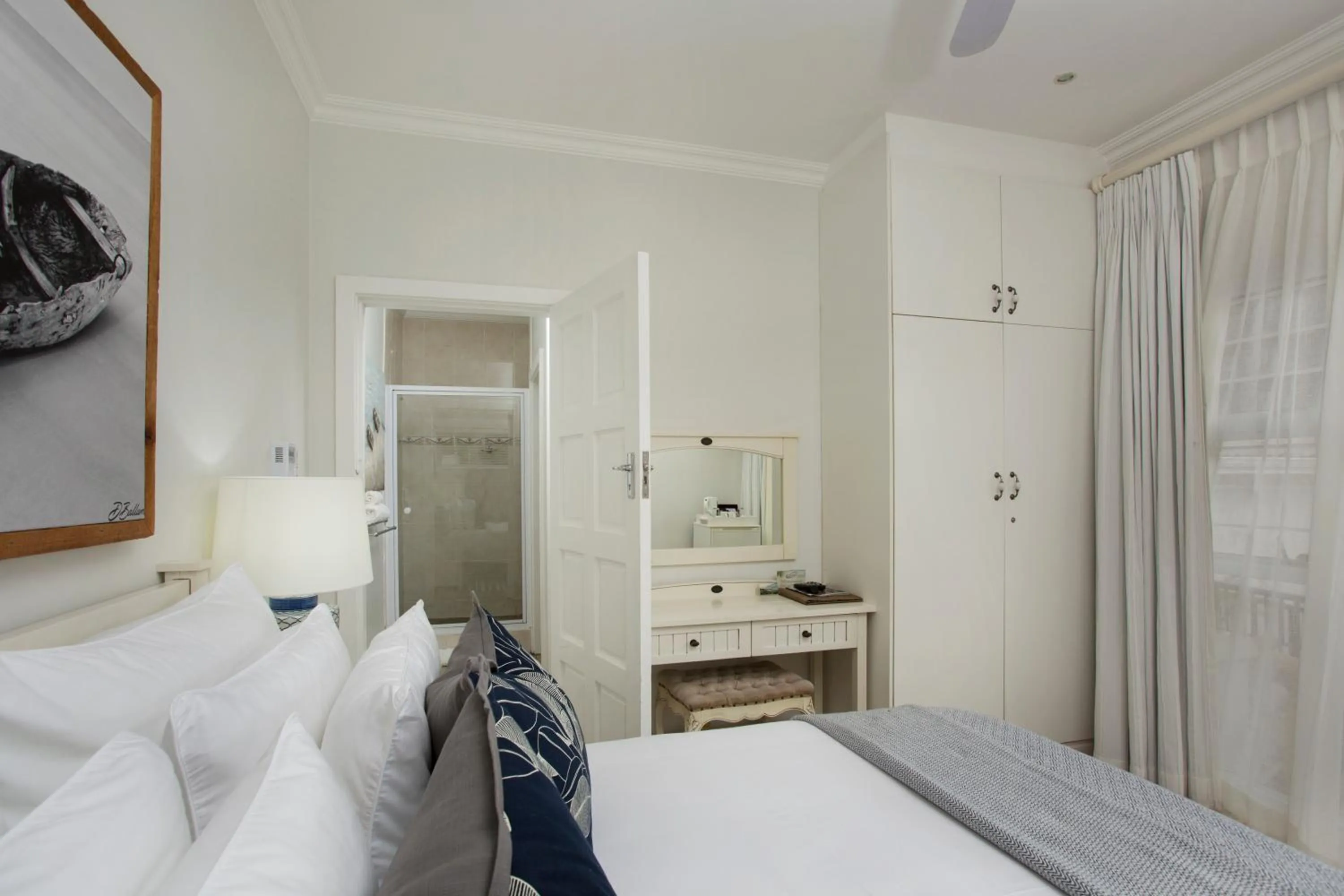 Bed in Ocean Hideaway Bed and Breakfast