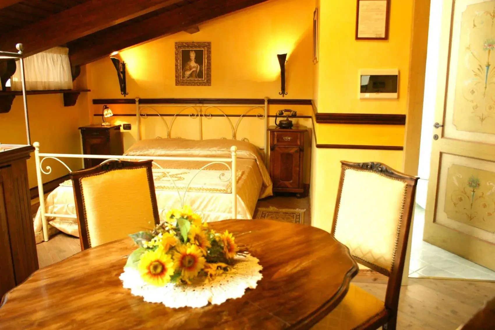 Mansard Junior Suite in Principe Di Scilla Mansard Junior Suite in Principe Di Scilla