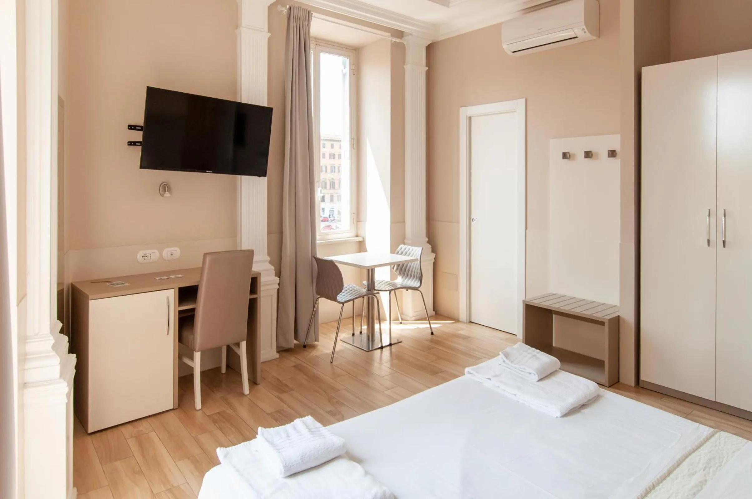 Bed in Domus Porta Angelica