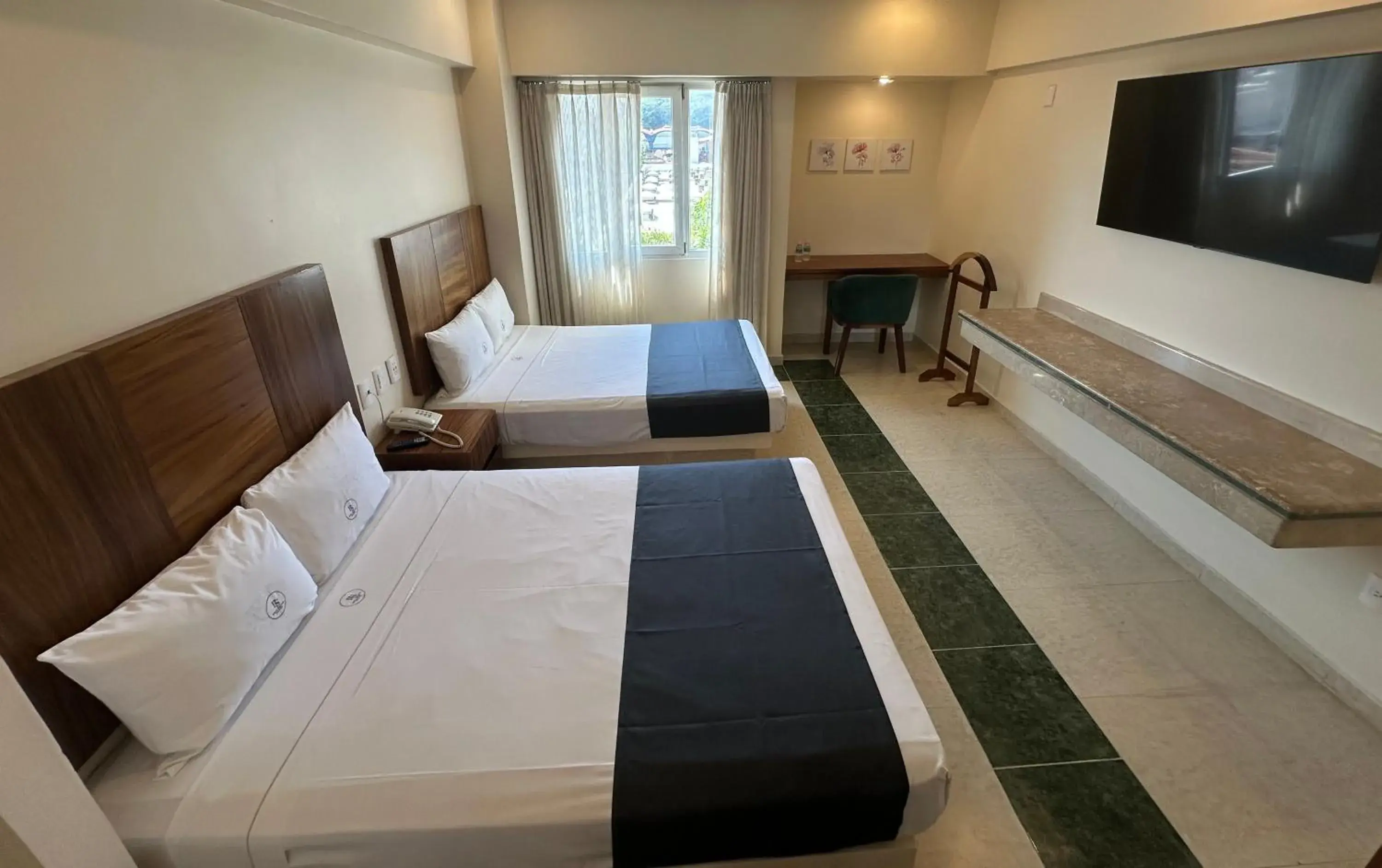 Twin Room in Hotel Real Del Sol - Zona Expo Industrial Twin Room in Hotel Real Del Sol - Zona Expo Industrial