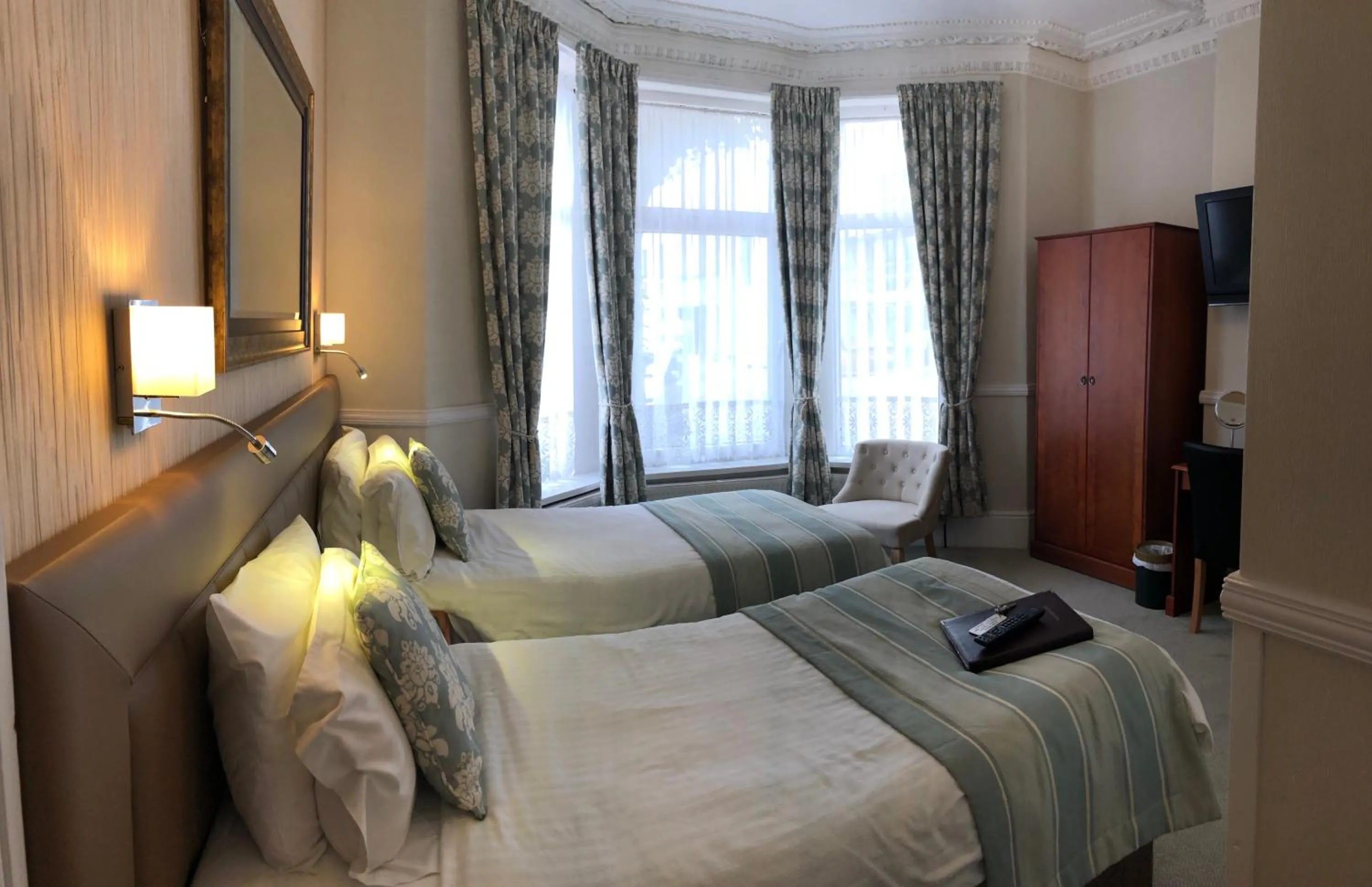 Edgcumbe Guest House