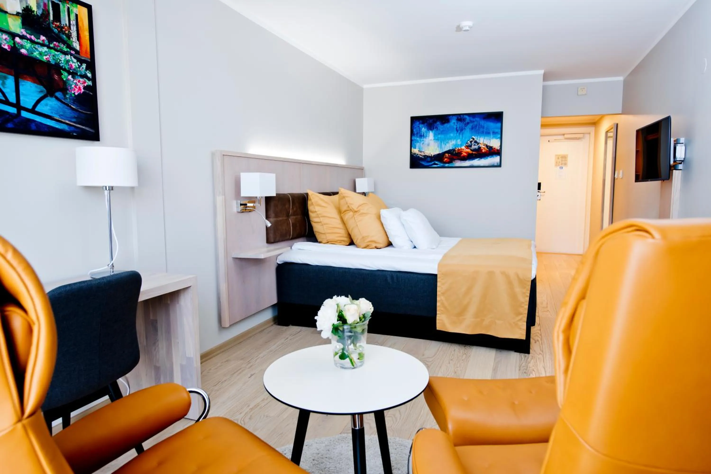 Photo of the whole room in Stord Hotel