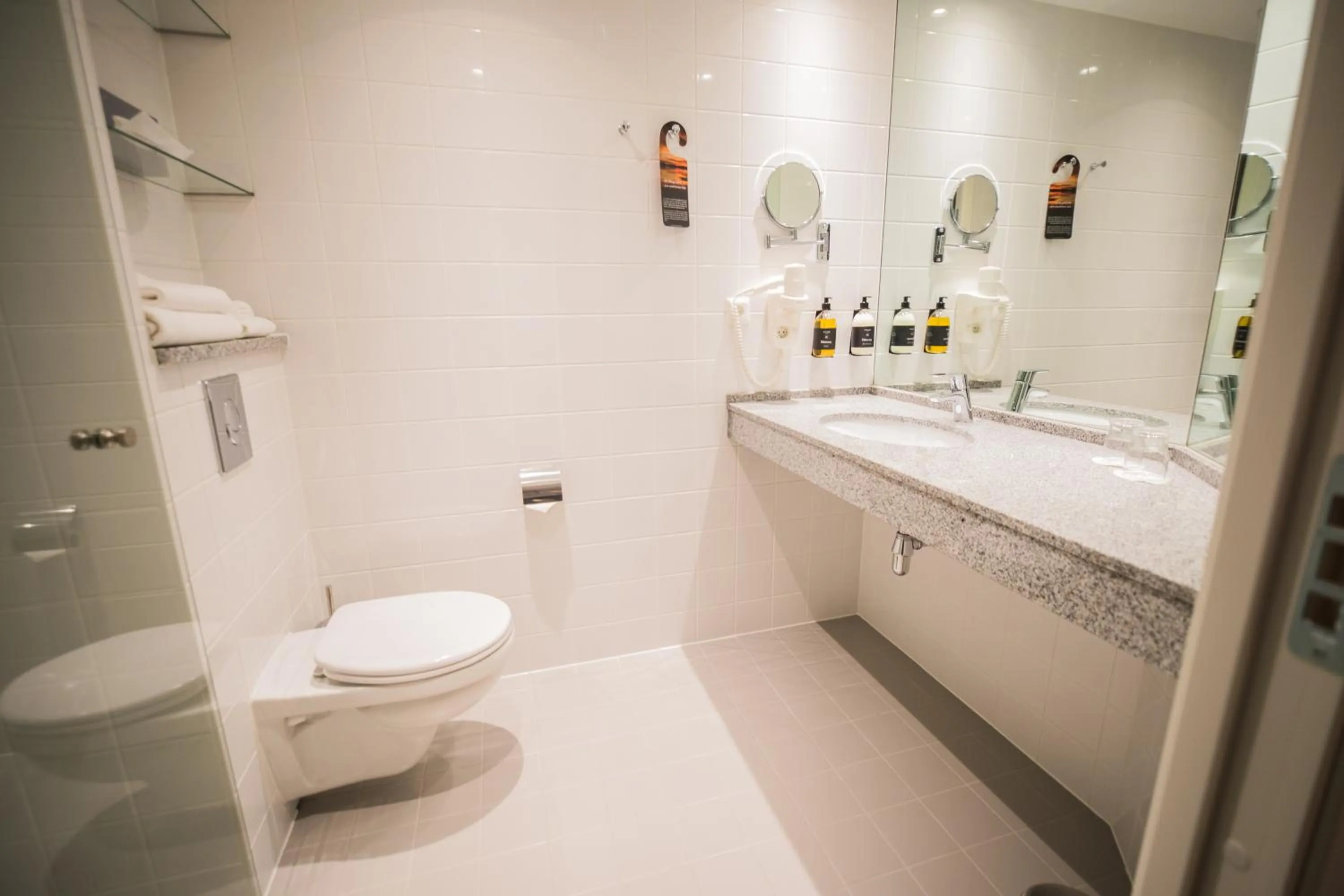 Bathroom in Stord Hotel