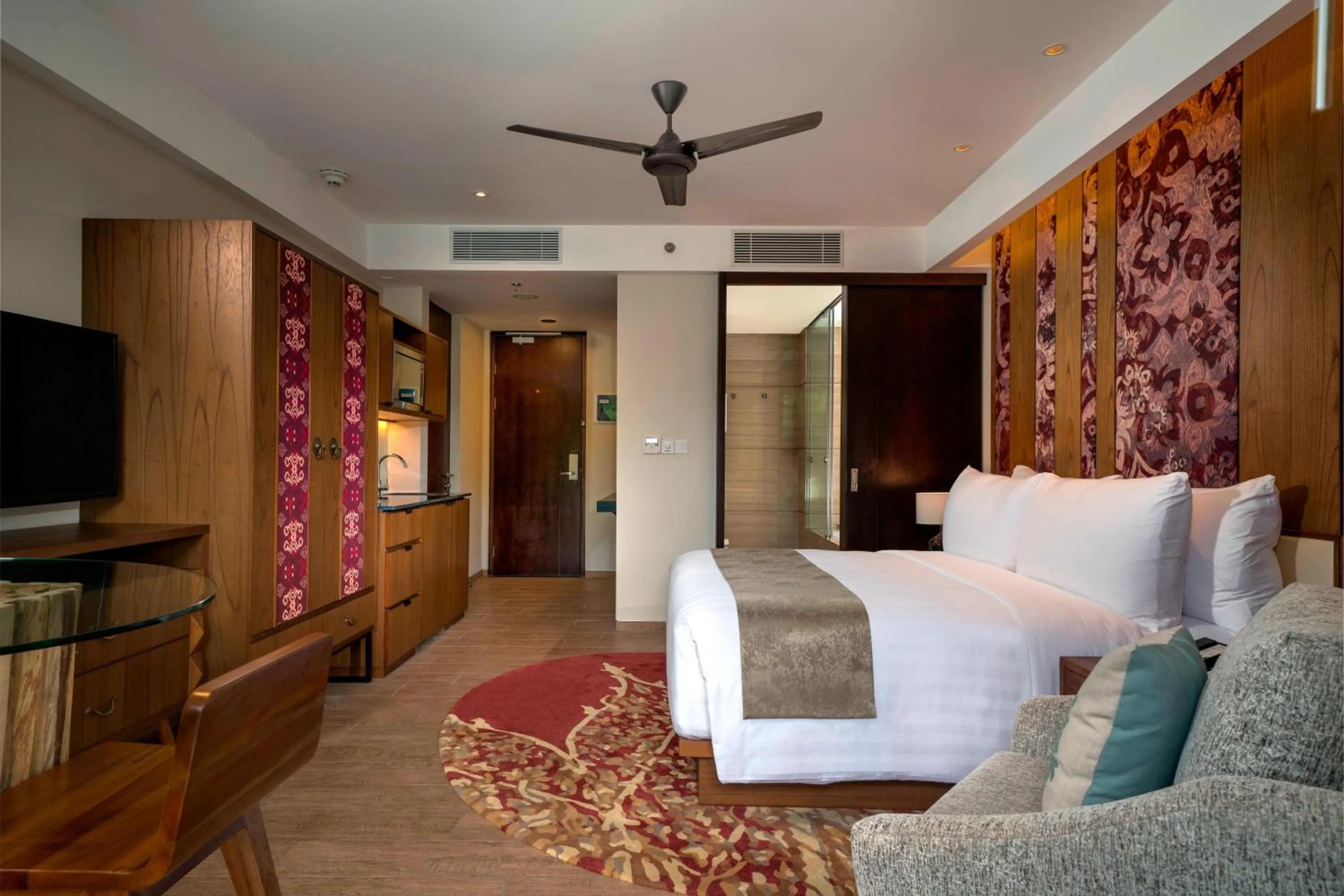 Photo of the whole room, Bed in Marriott’s Bali Nusa Dua Gardens