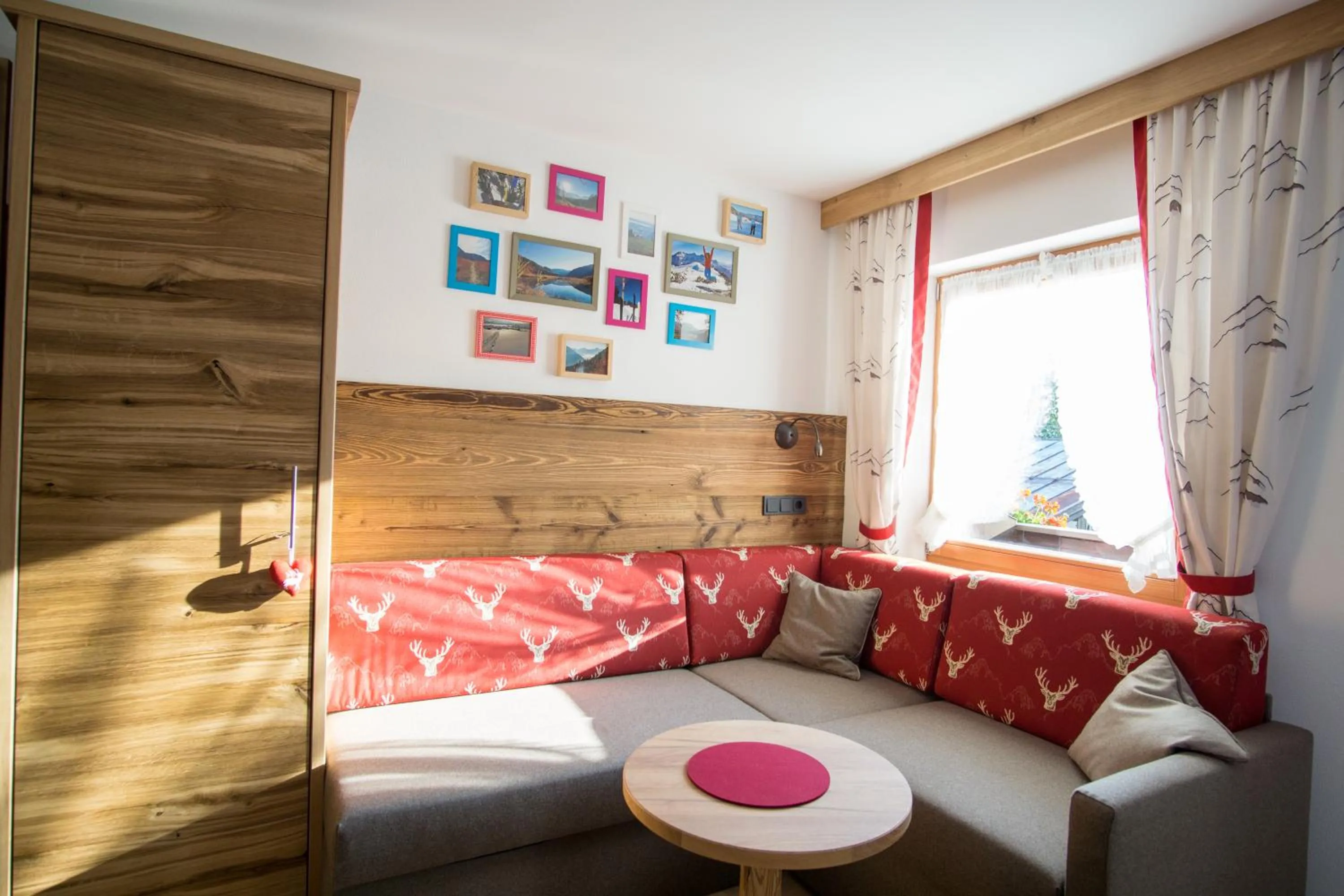 Photo of the whole room in Haus Zauner