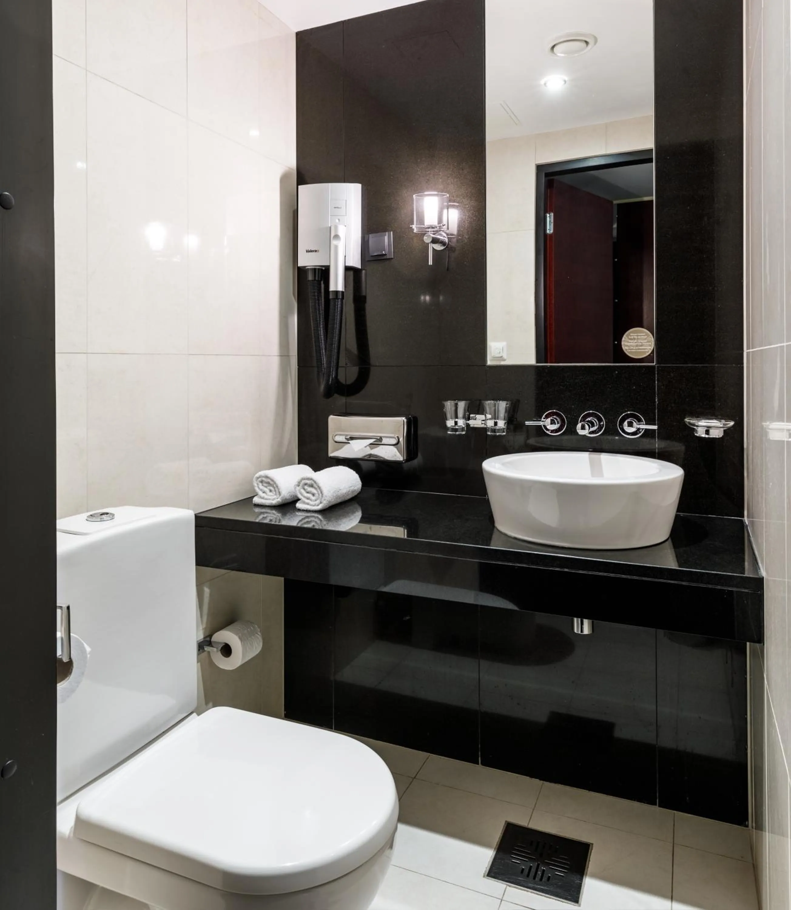 Bathroom in Meresuu Spa & Hotel