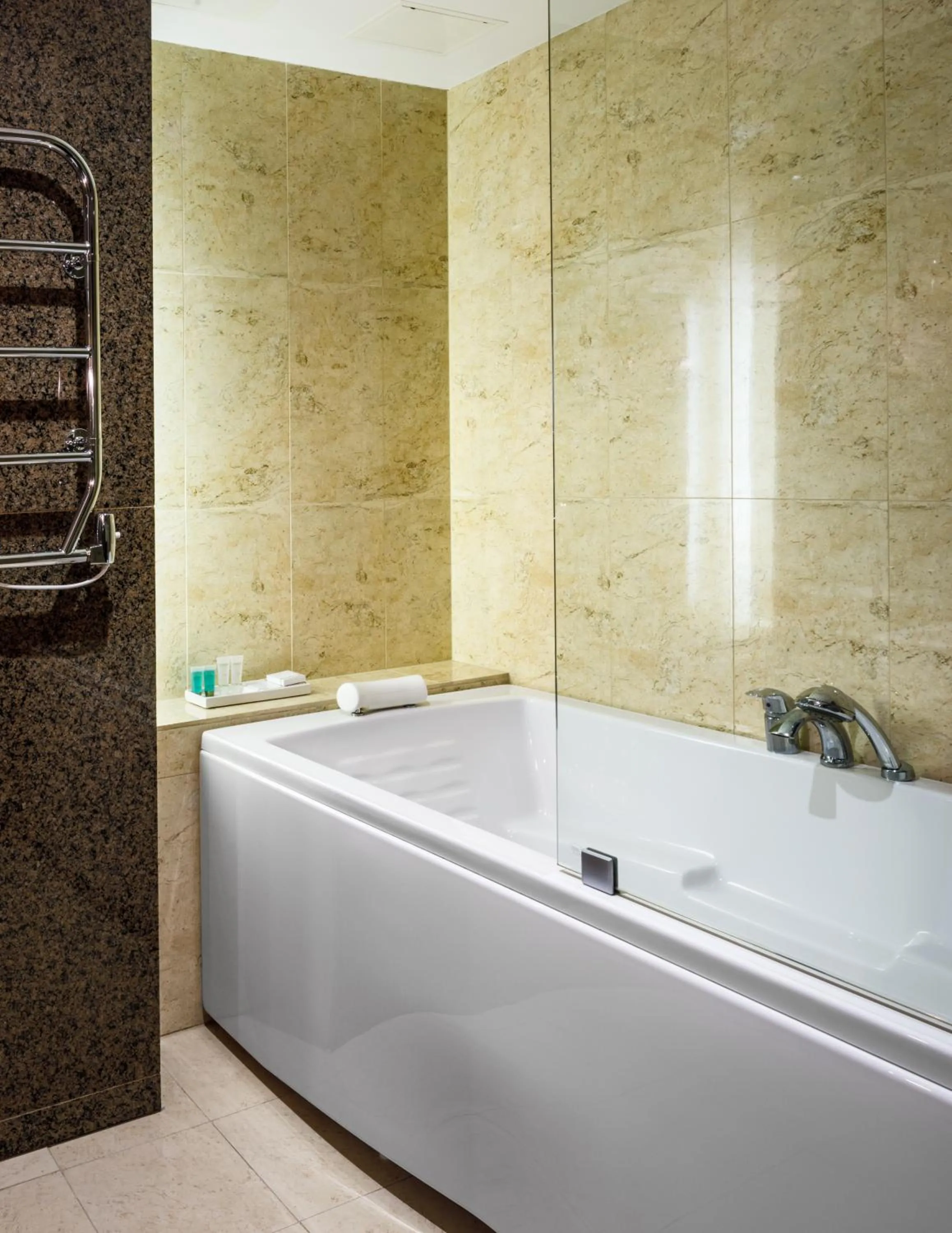 Bathroom in Meresuu Spa & Hotel