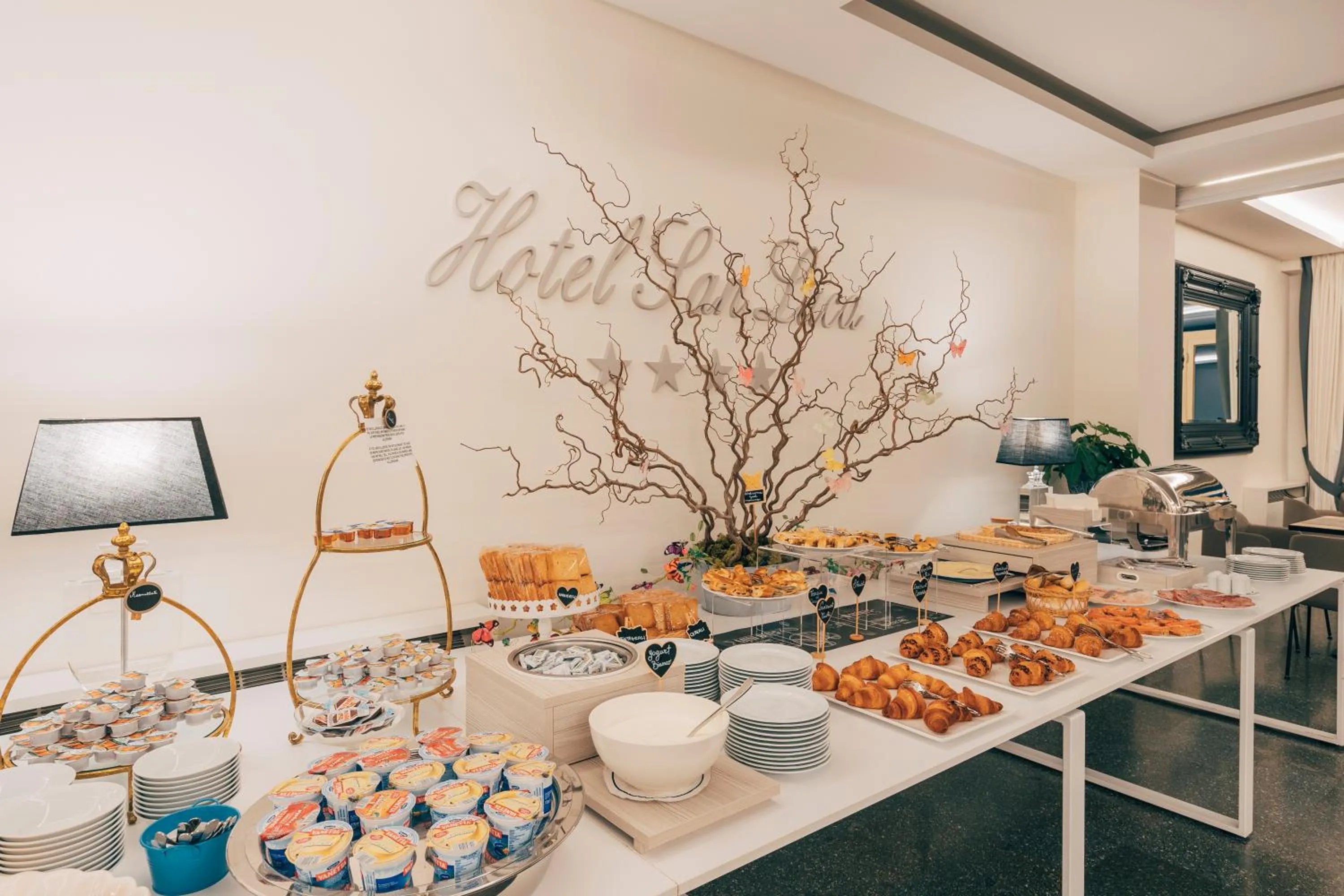 Breakfast in Hotel San Luca