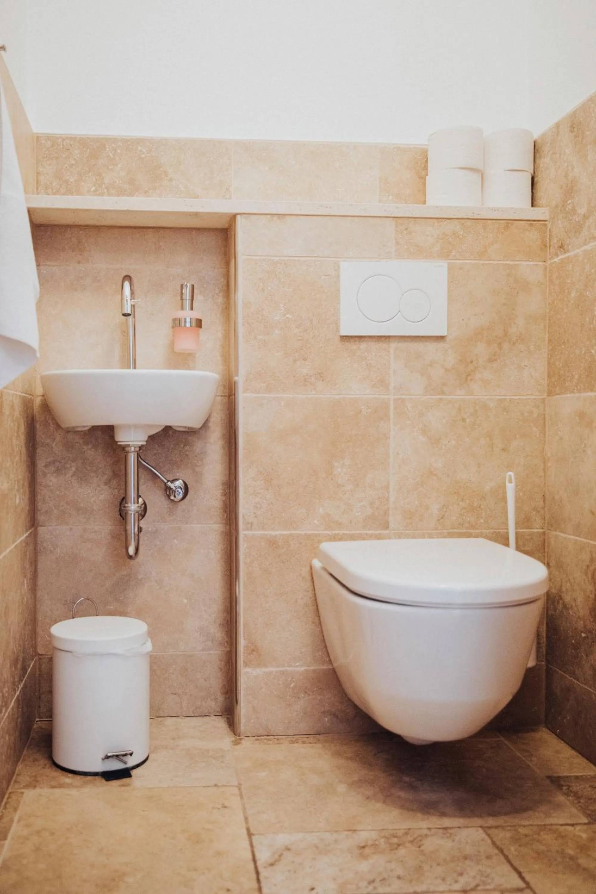 Toilet in Appartements Wieshof